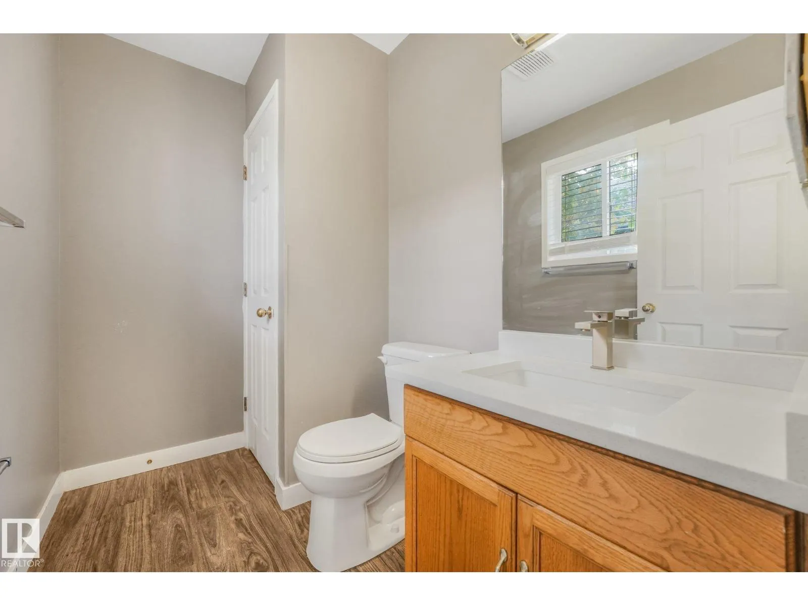9964 178 AV NW NW