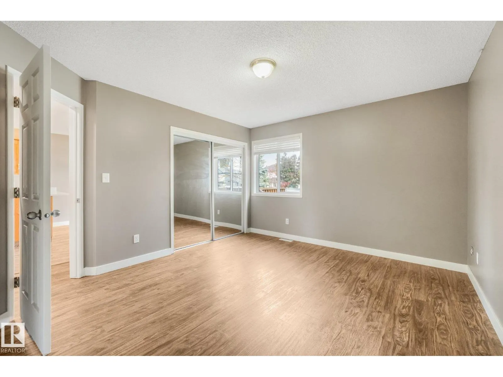 9964 178 AV NW NW