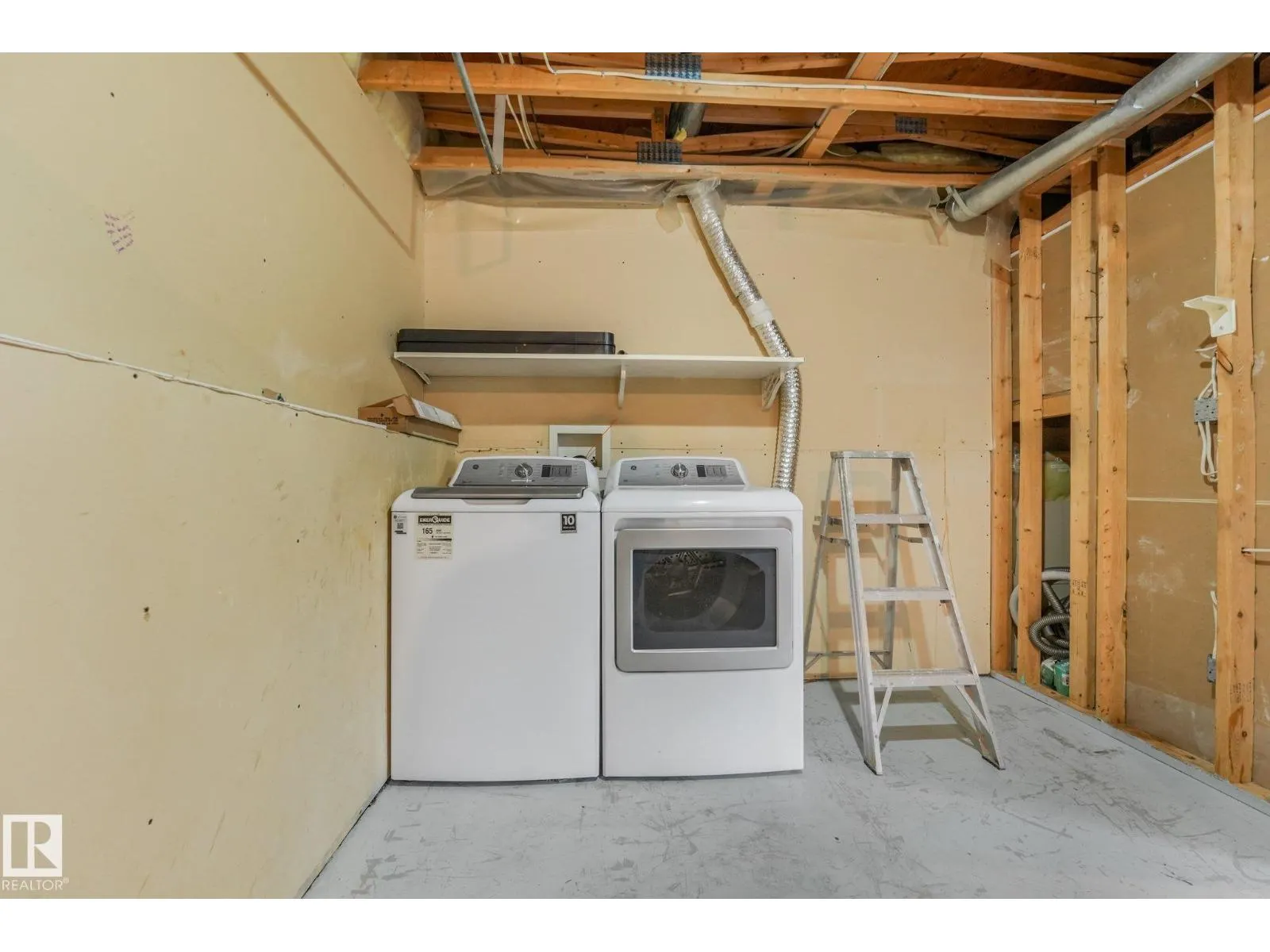 9964 178 AV NW NW