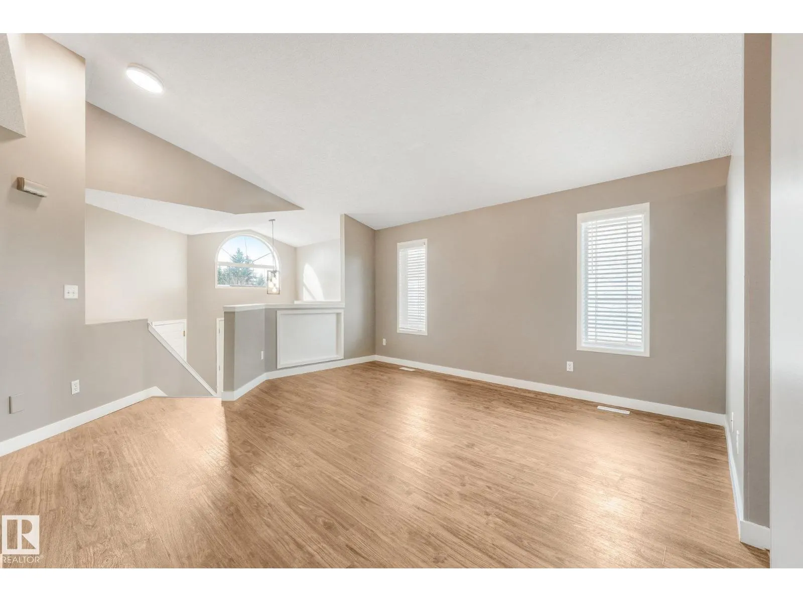 9964 178 AV NW NW