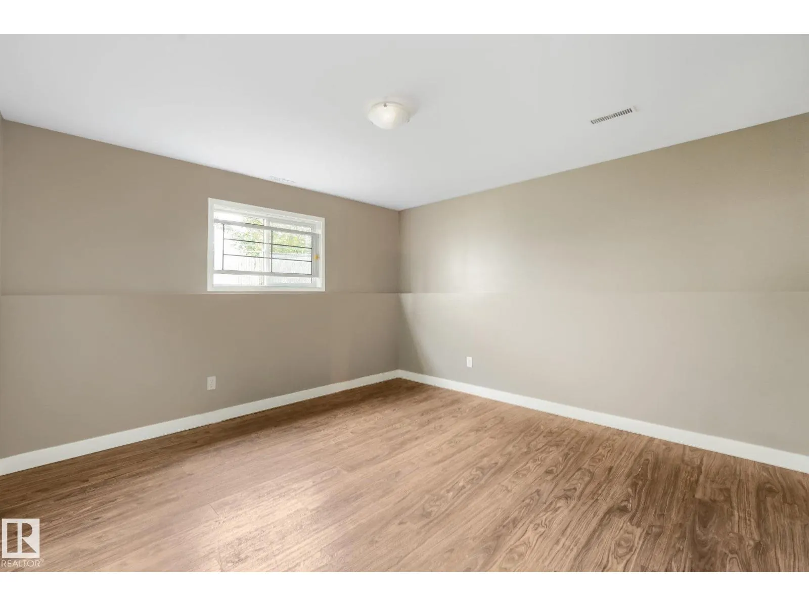 9964 178 AV NW NW