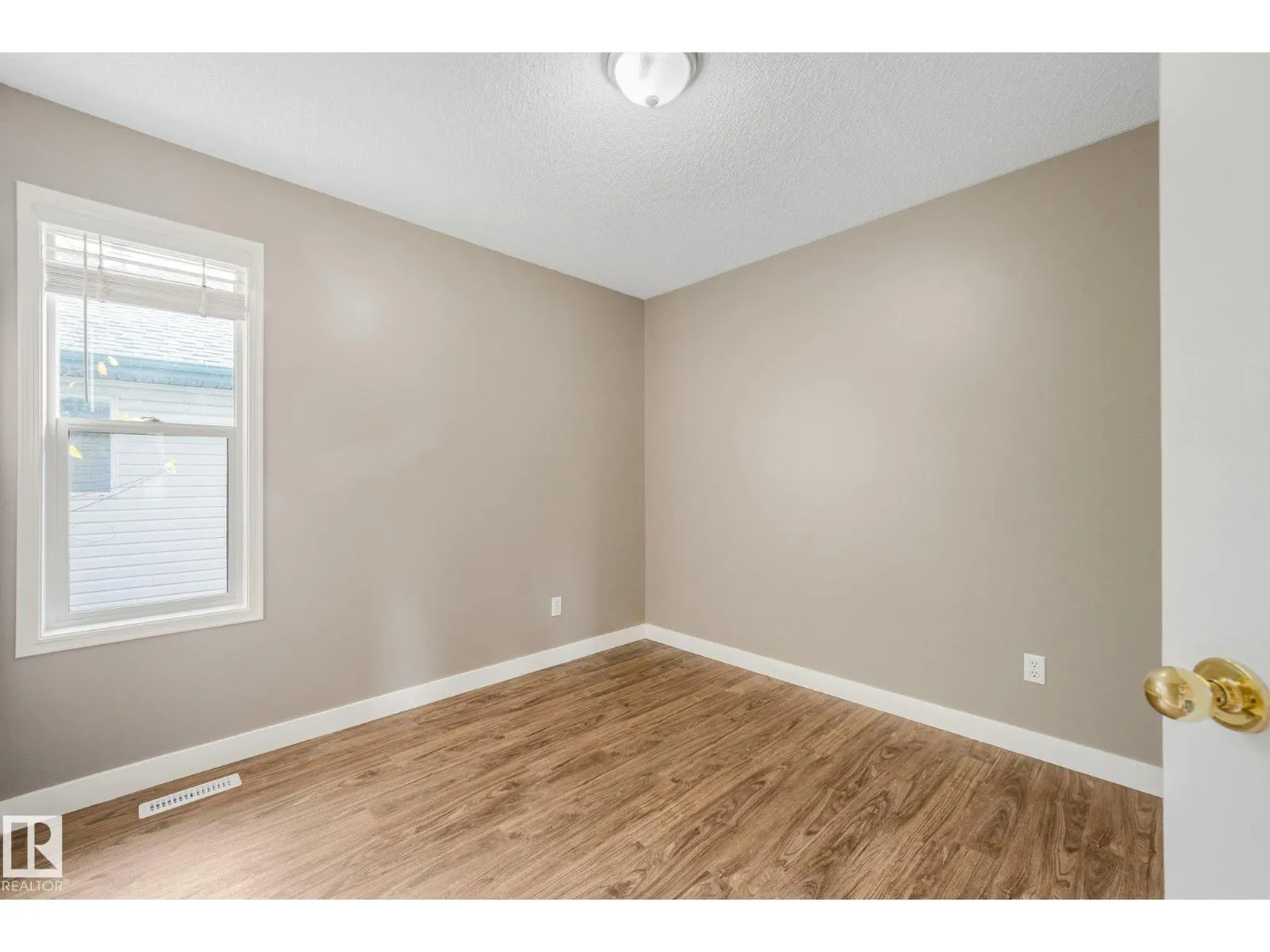 9964 178 AV NW NW