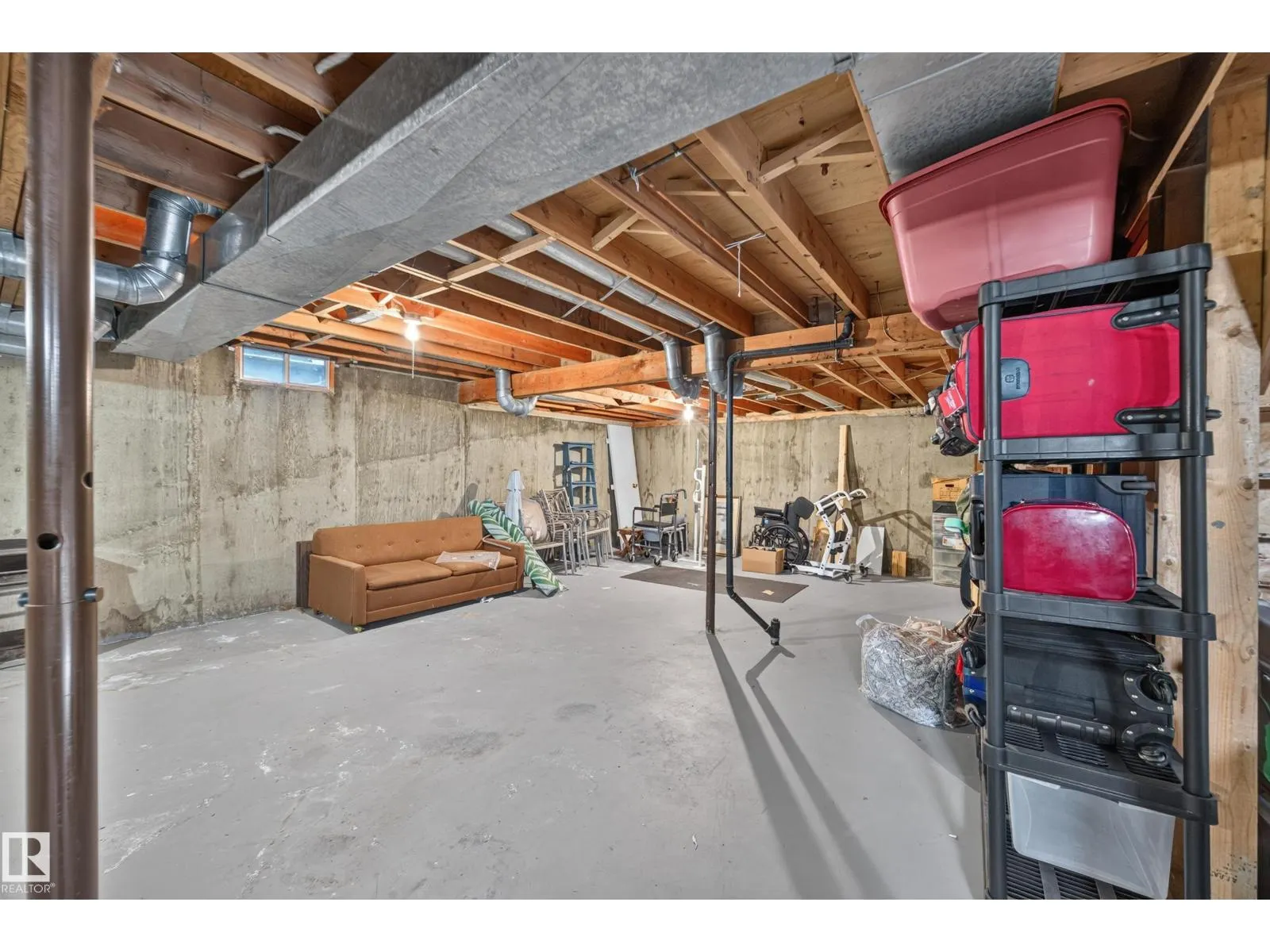 3023 130 AV NW