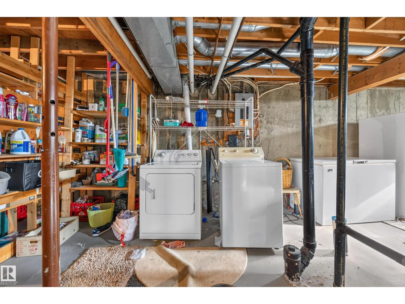 3023 130 AV NW