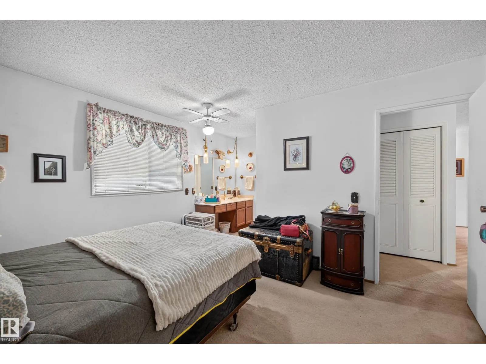 3023 130 AV NW