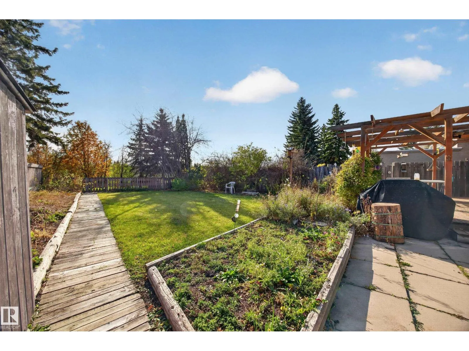 3023 130 AV NW