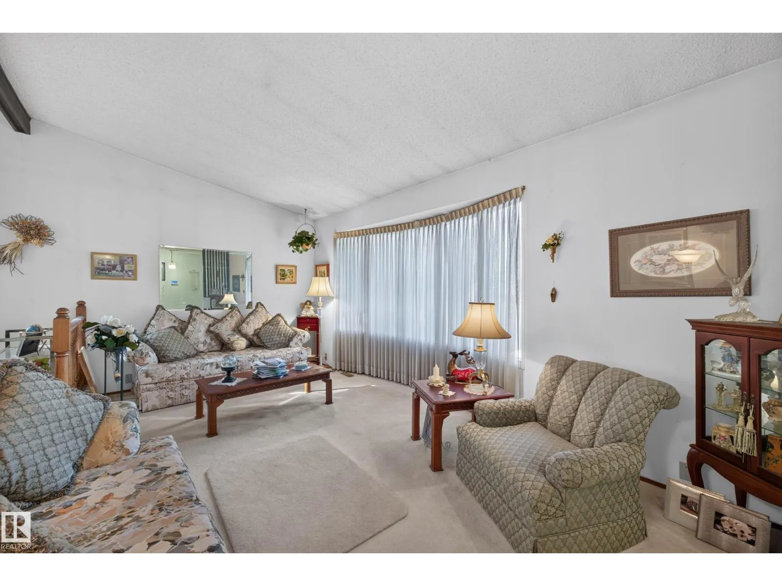 3023 130 AV NW