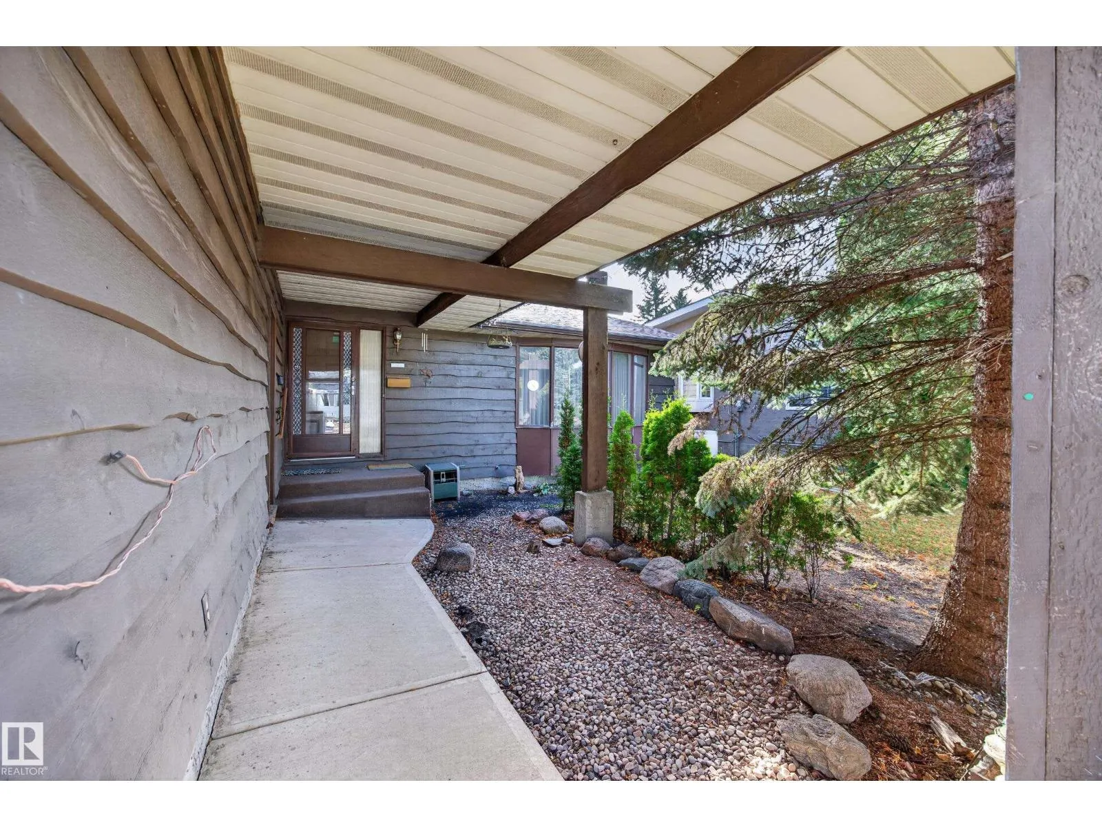 3023 130 AV NW