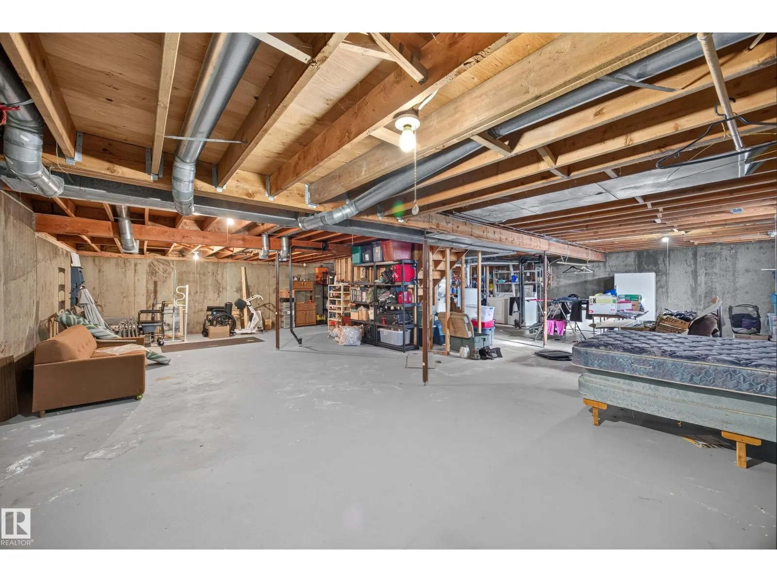 3023 130 AV NW