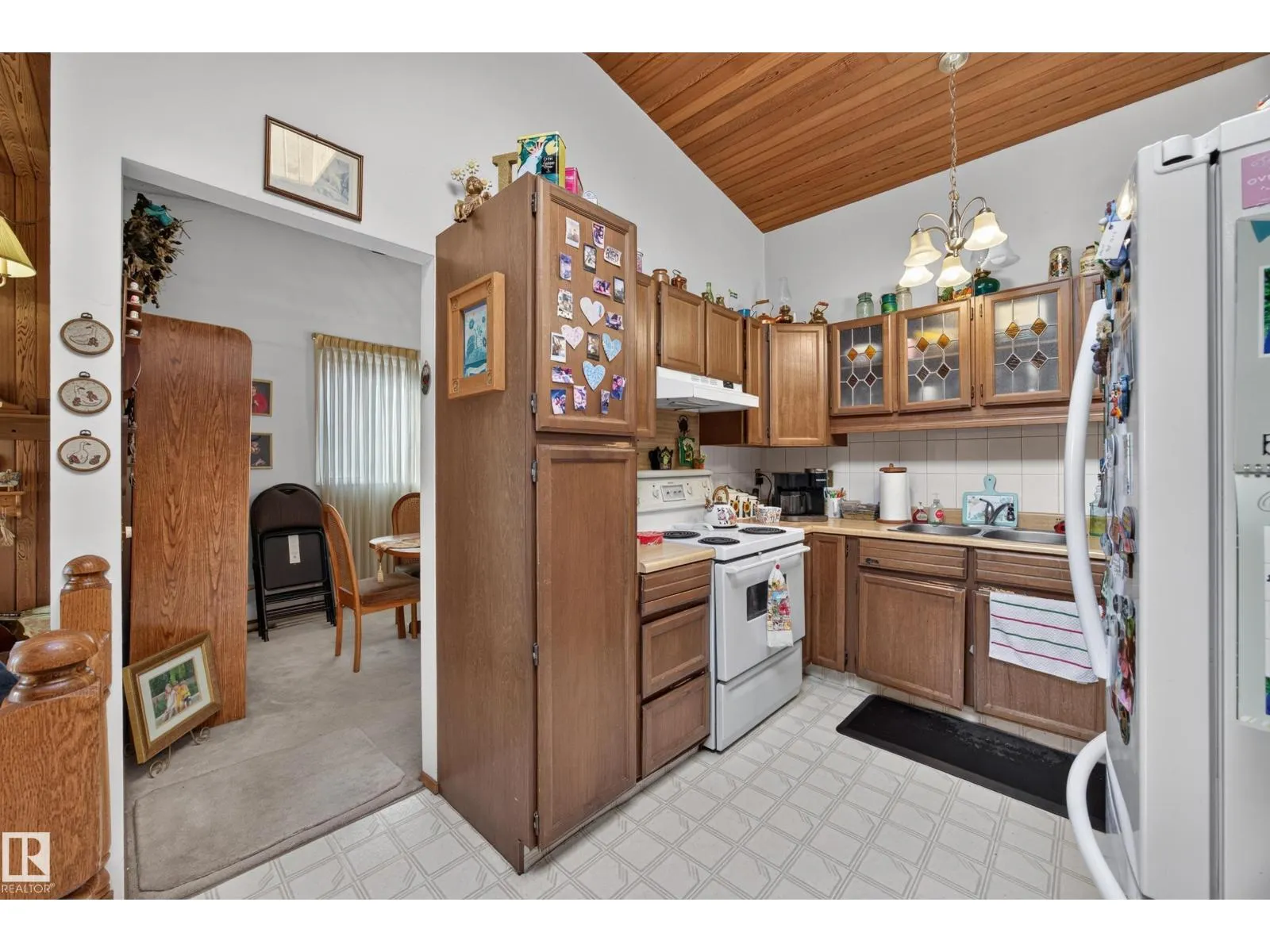 3023 130 AV NW