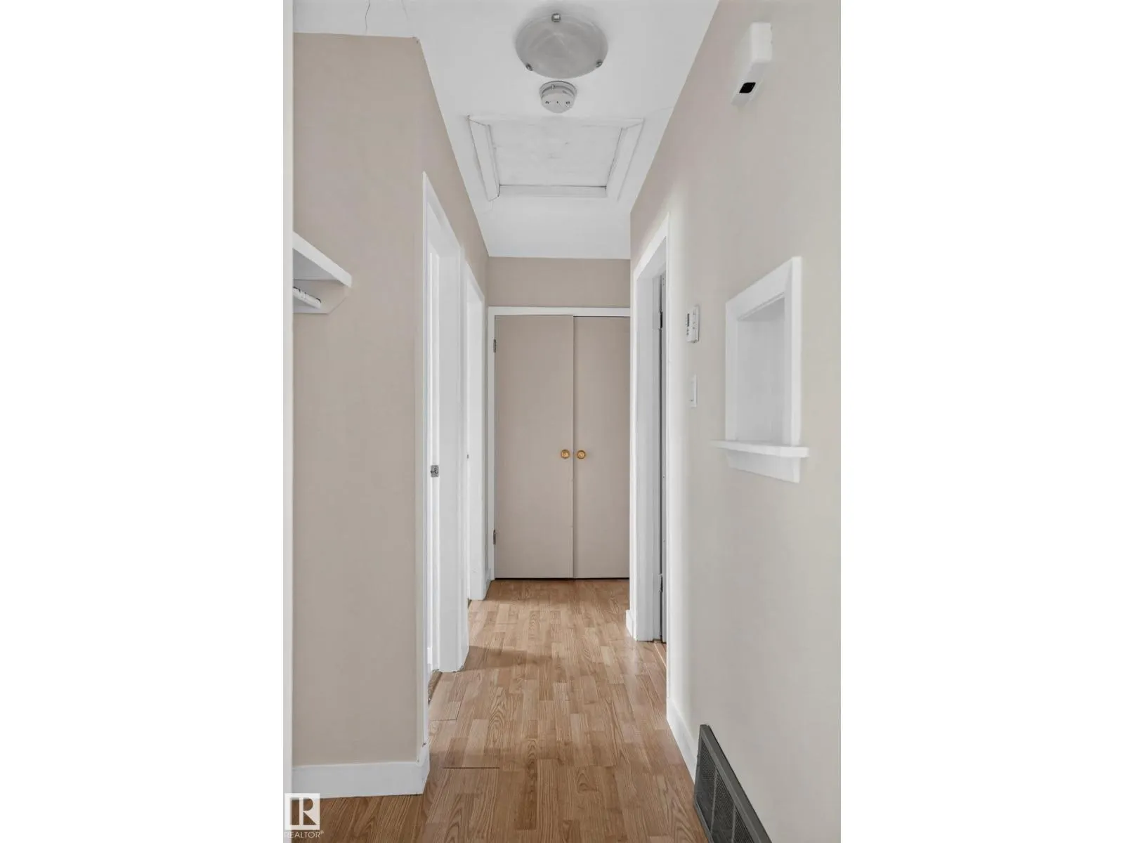 10508 60A AV NW