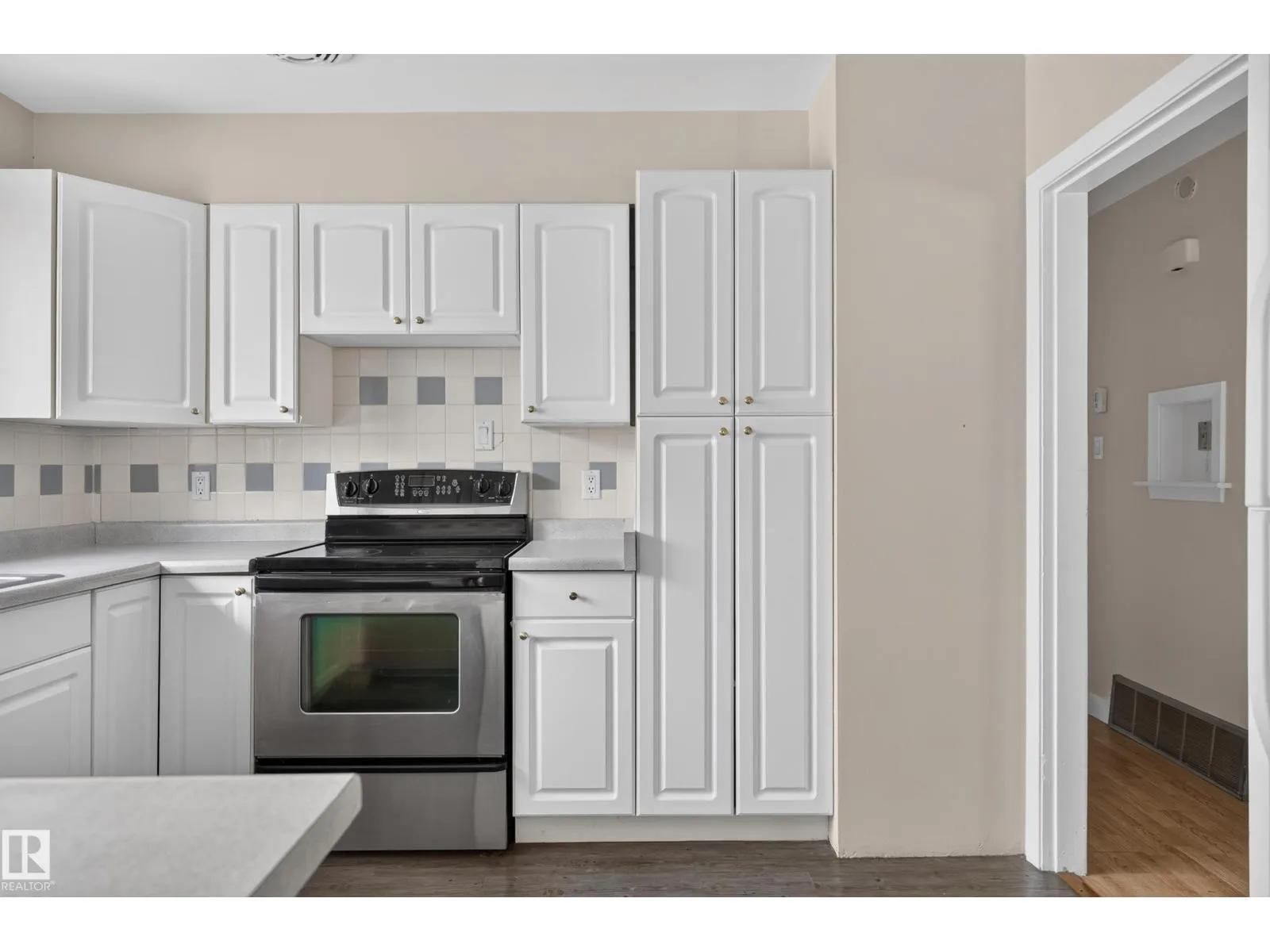 10508 60A AV NW