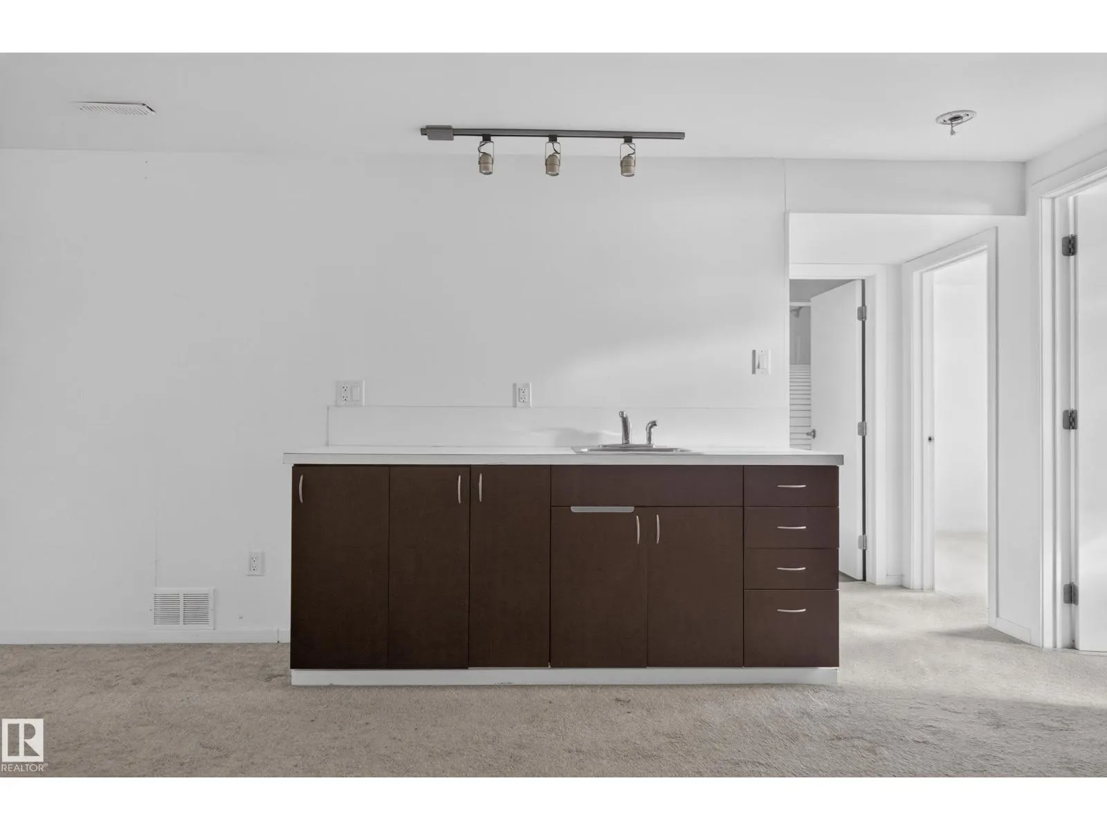 10508 60A AV NW