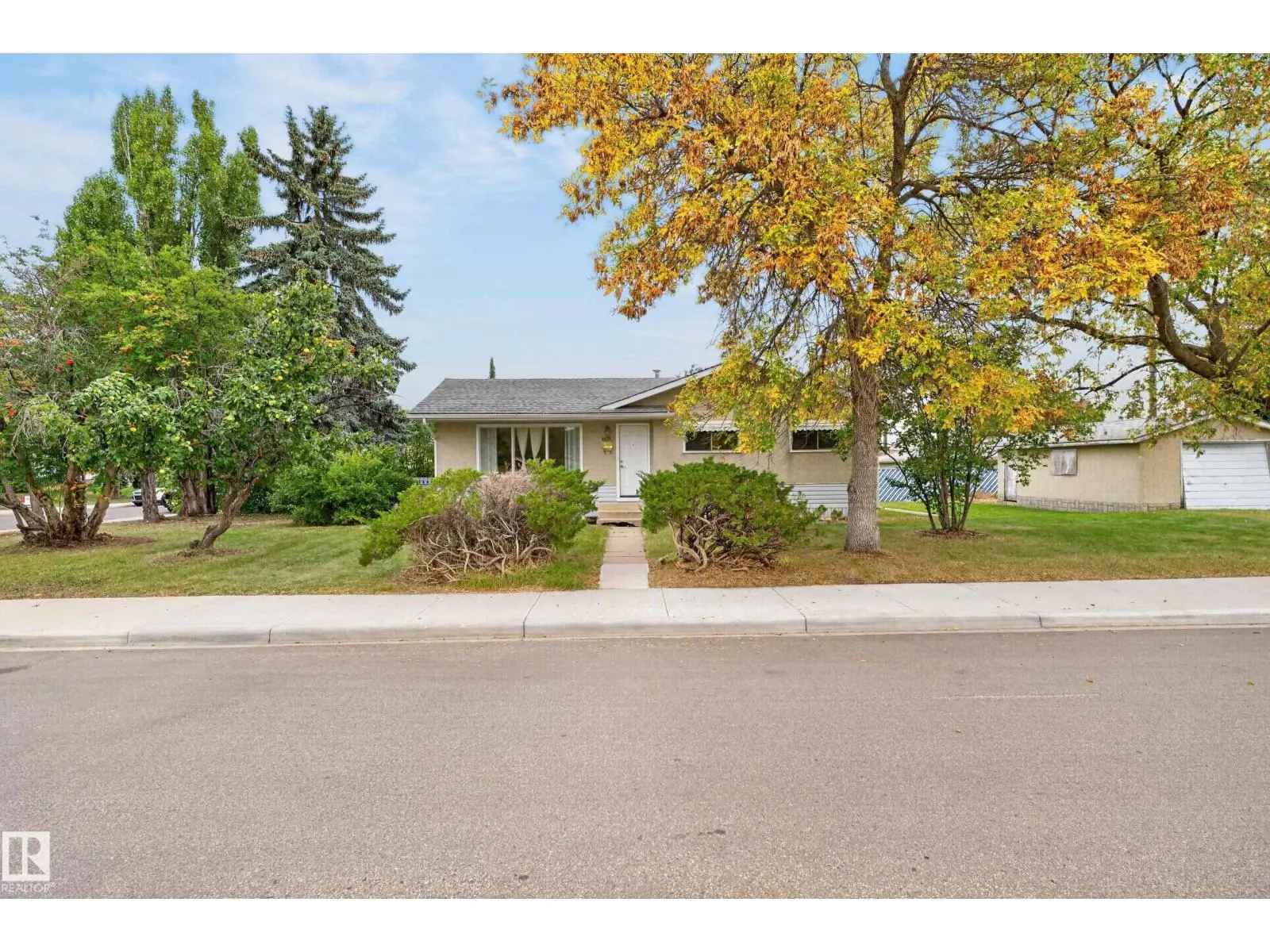 10508 60A AV NW