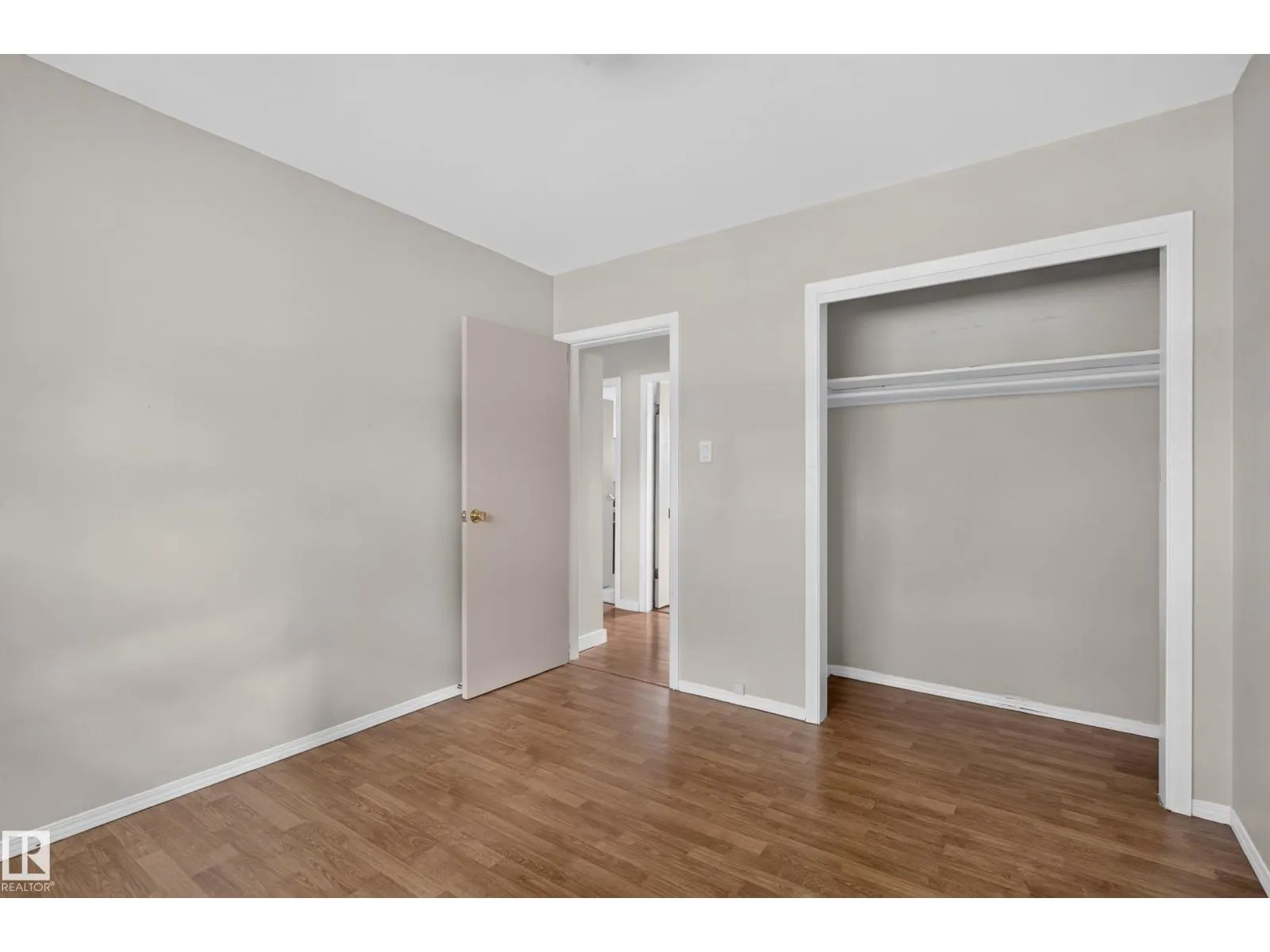 10508 60A AV NW