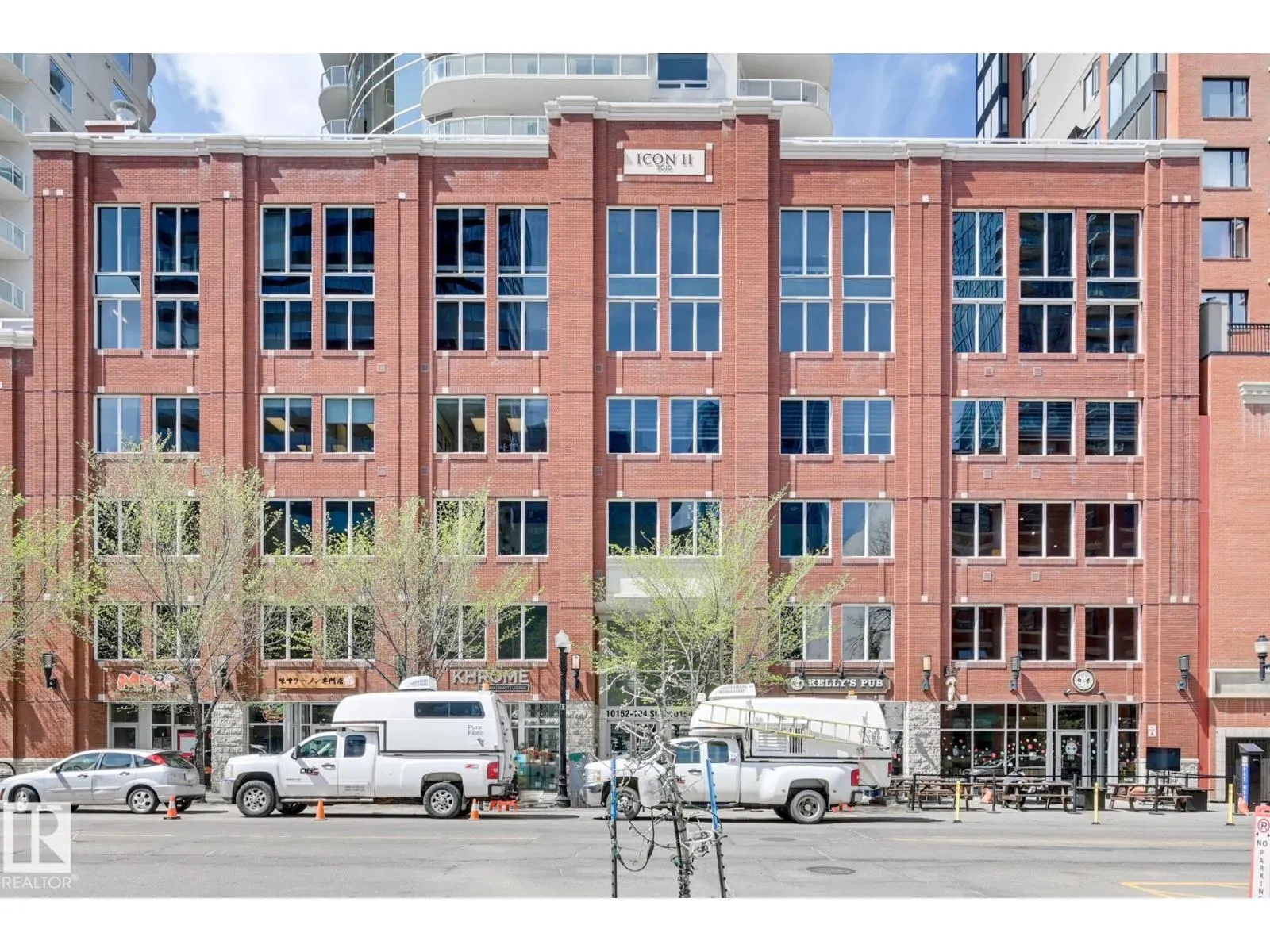 #802 10152 104 ST NW