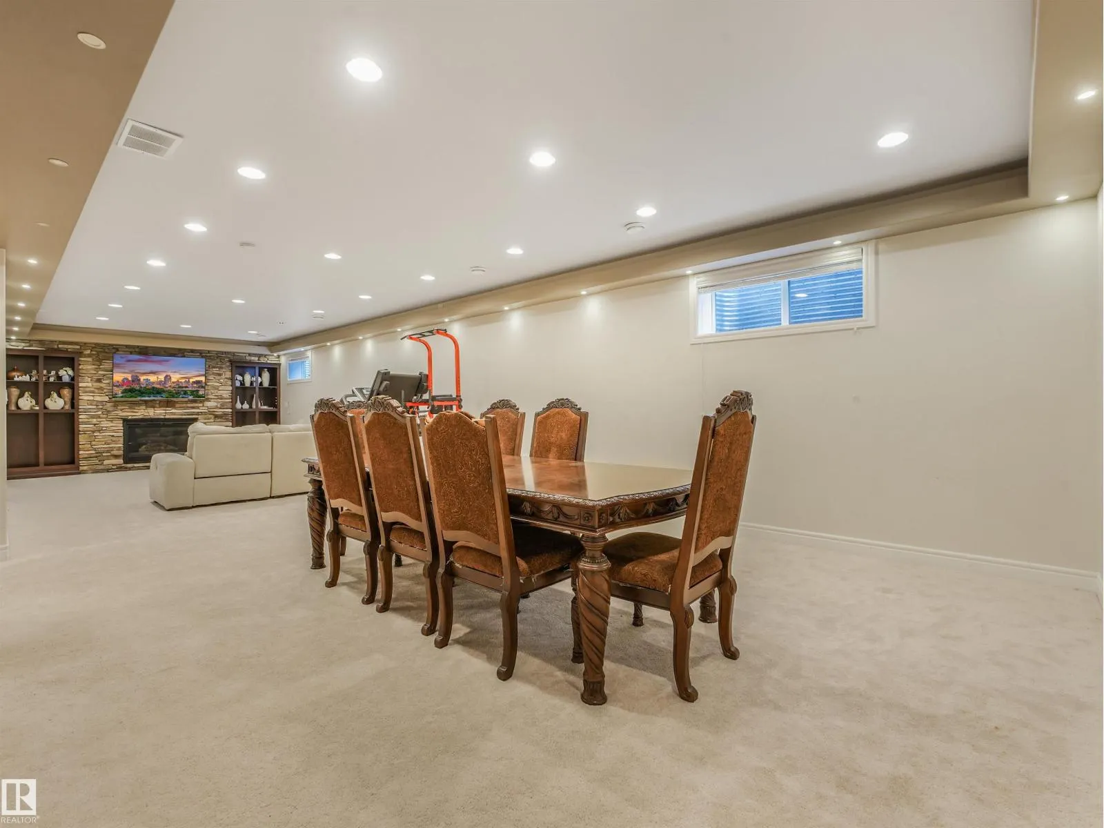 16604 72 ST NW NW