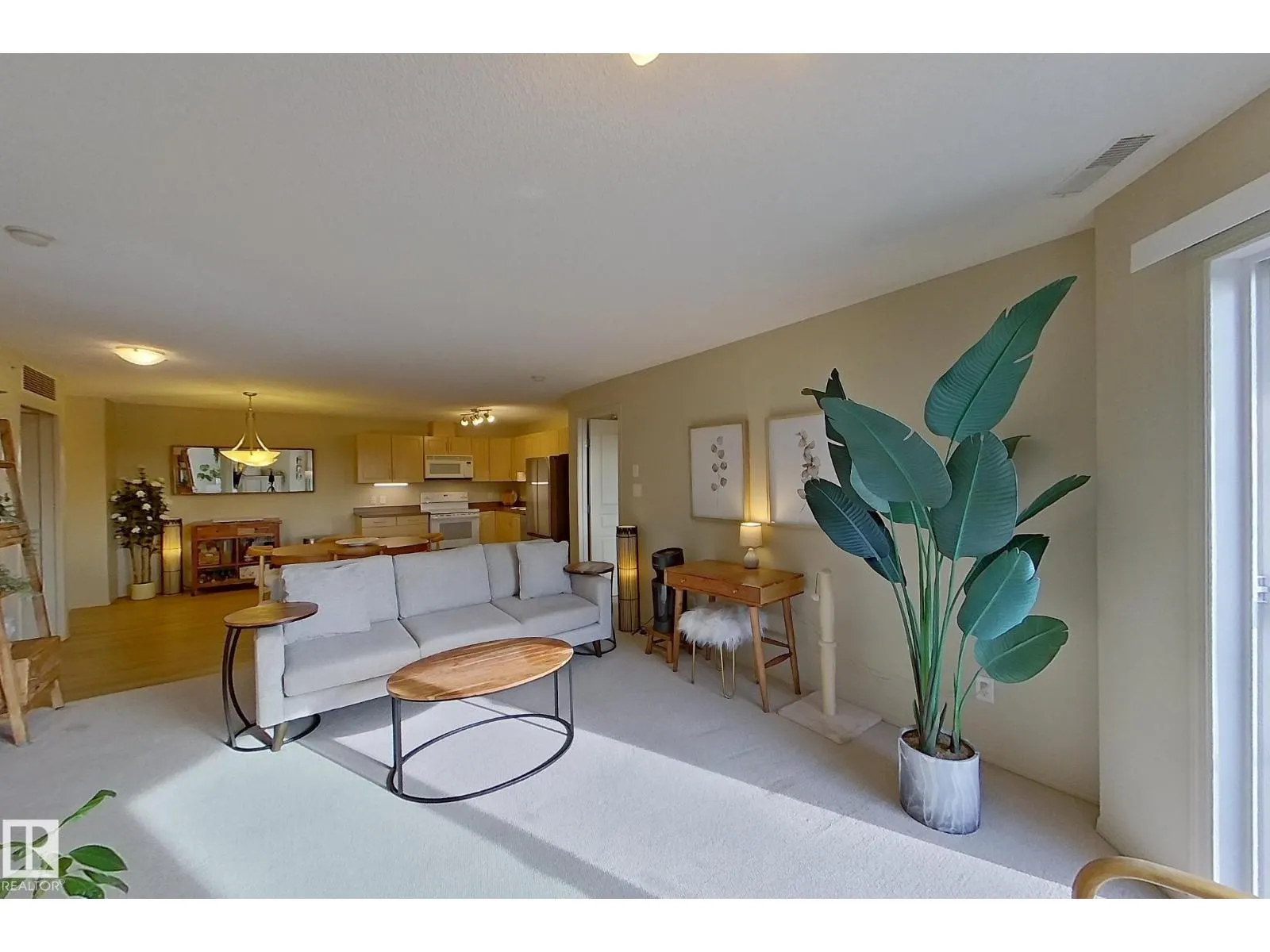 #328 16035 132 ST NW
