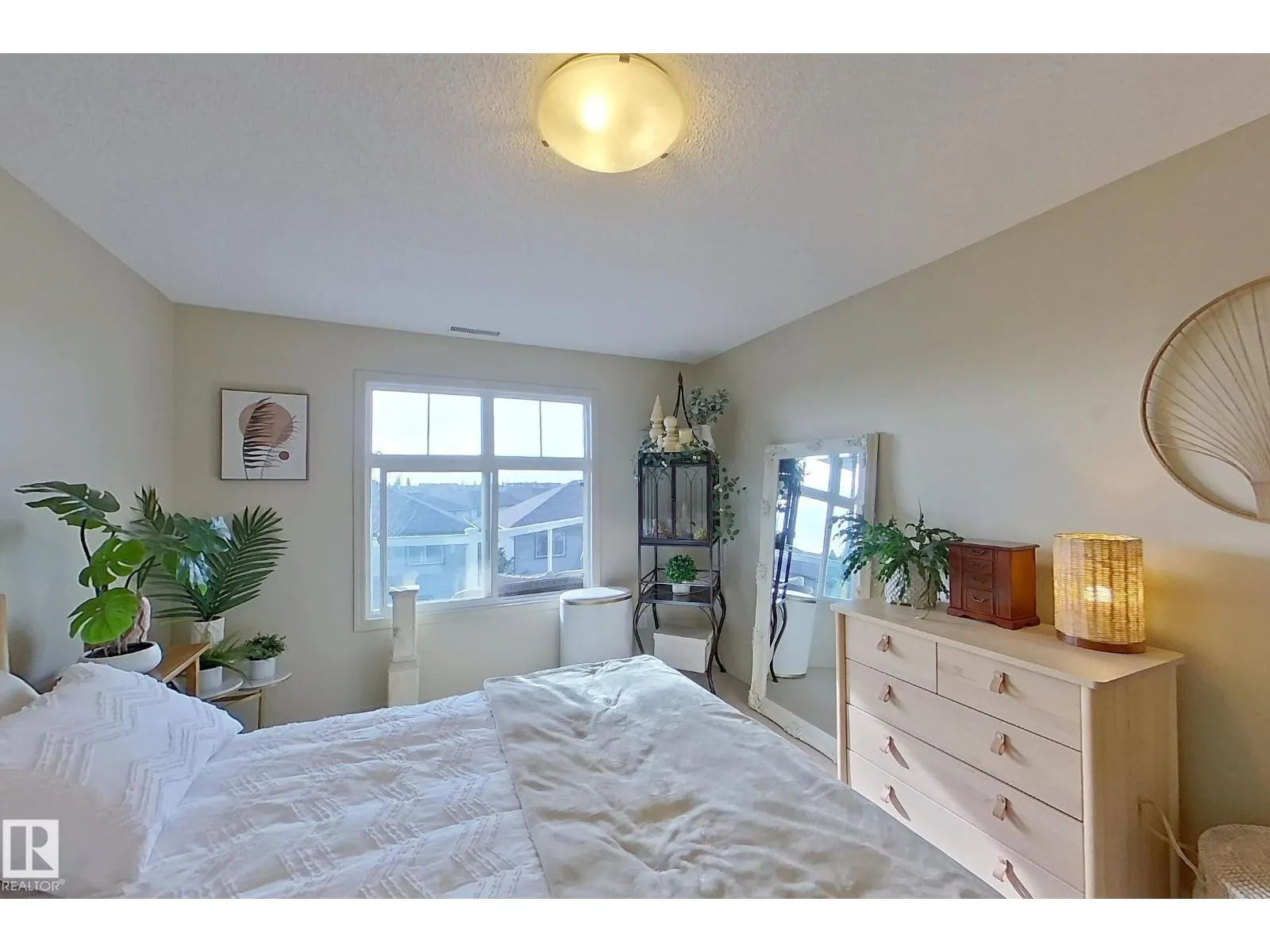 #328 16035 132 ST NW