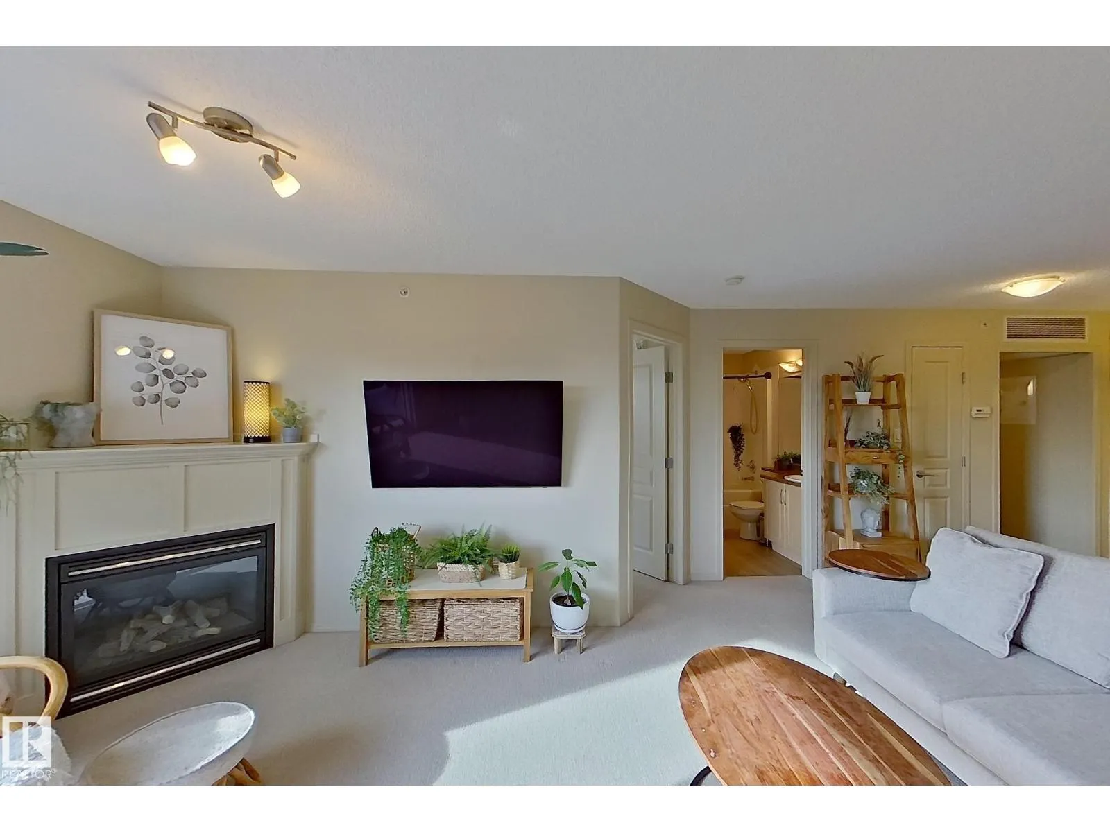 #328 16035 132 ST NW