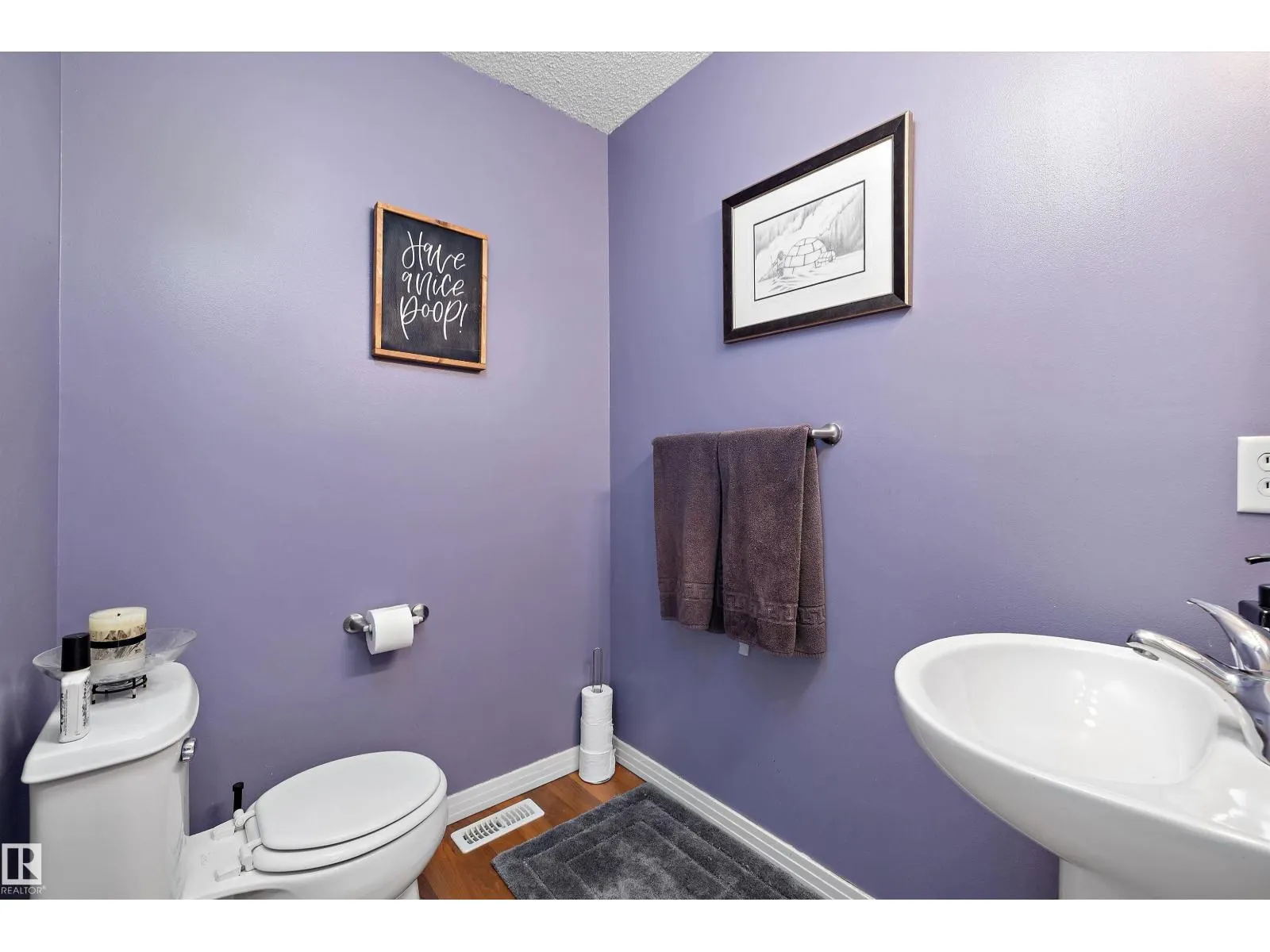 4605 163A AV NW