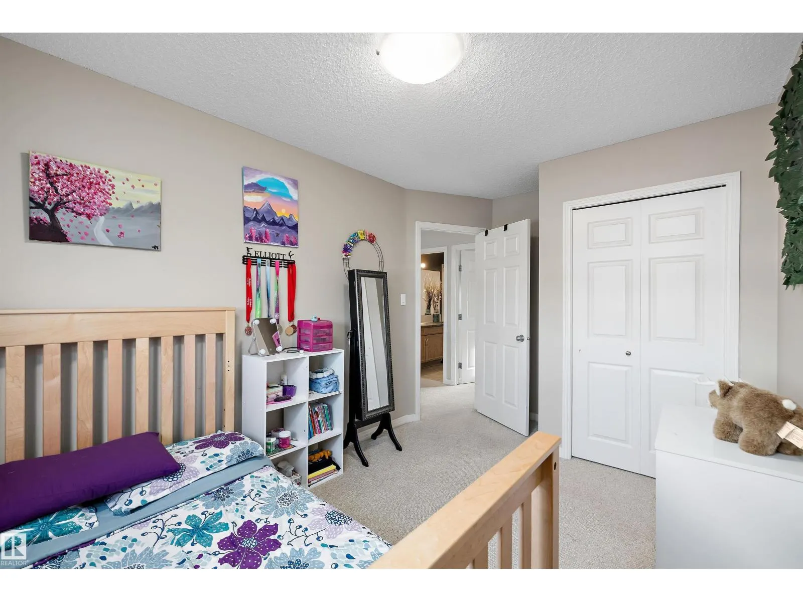 4605 163A AV NW