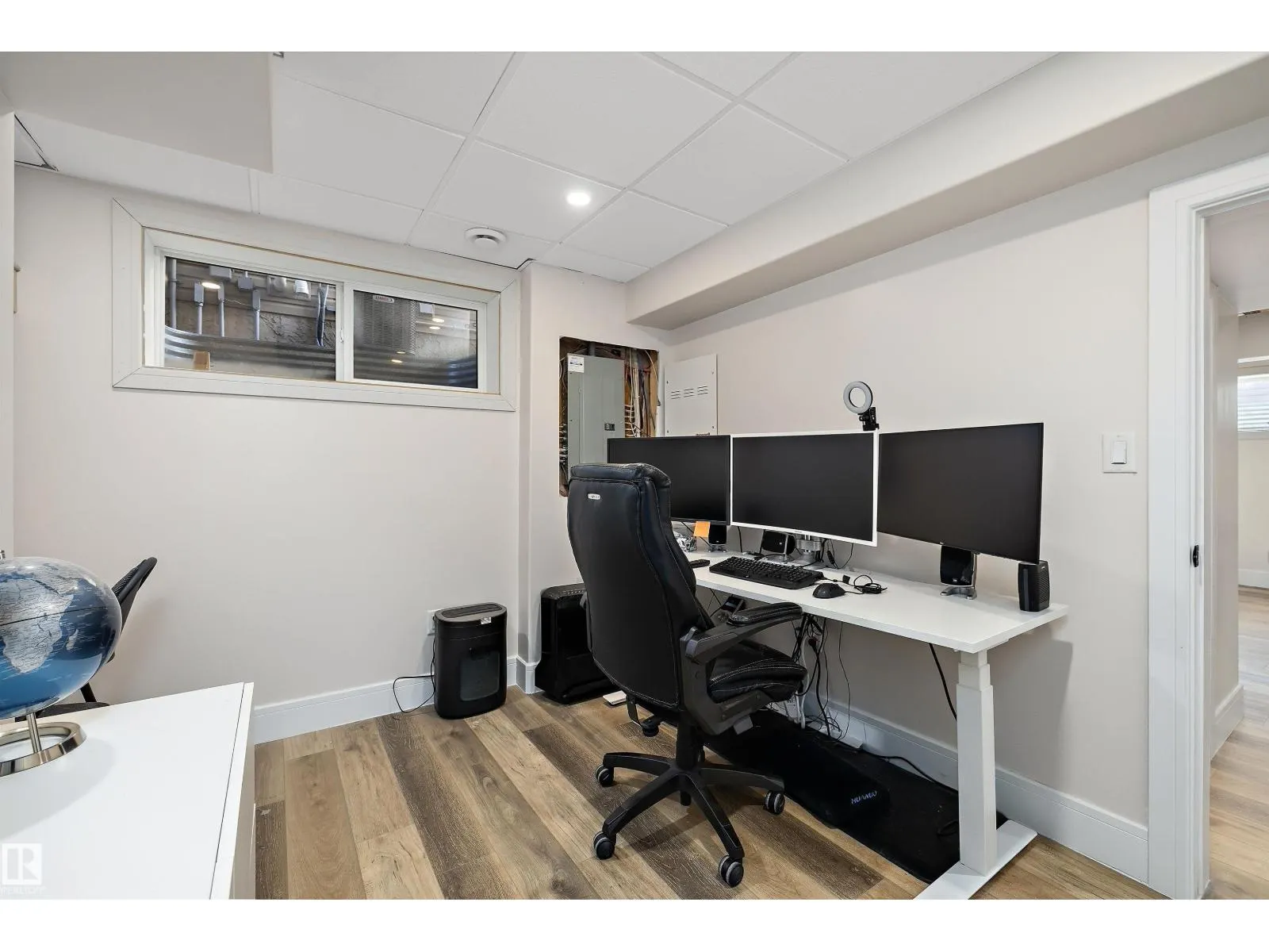 4605 163A AV NW