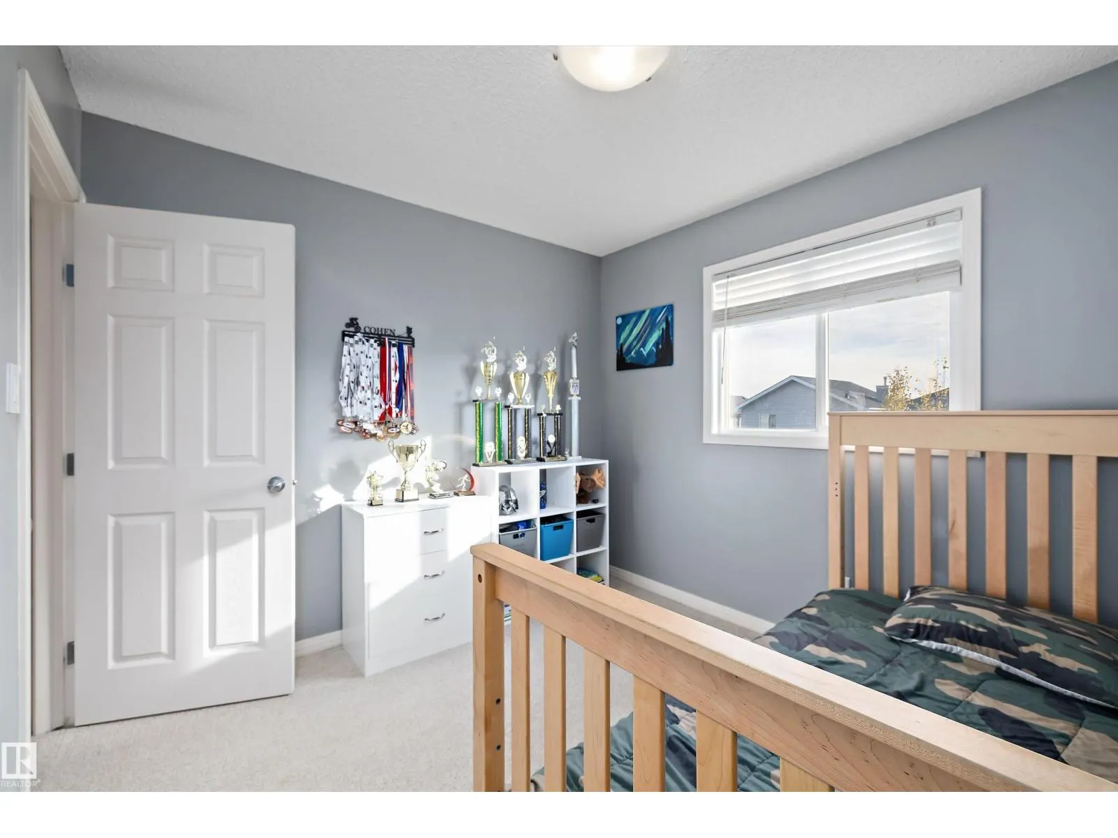 4605 163A AV NW