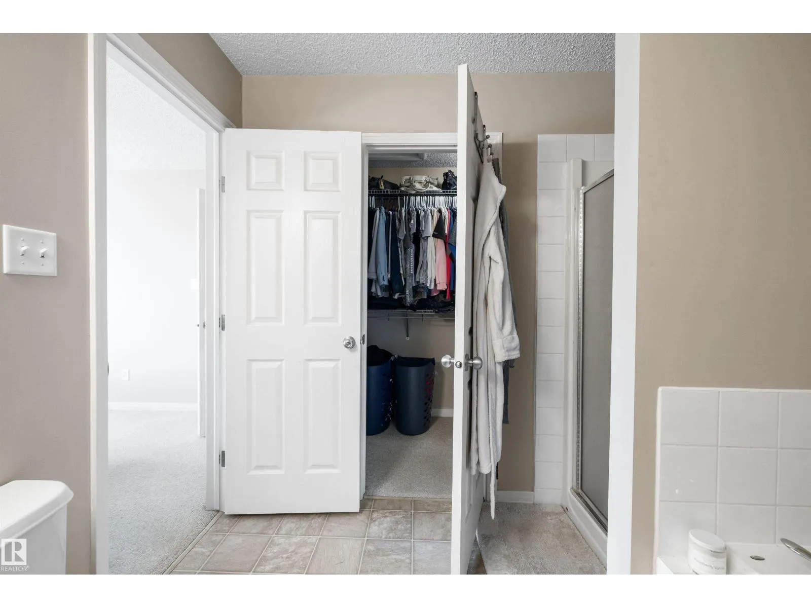 4605 163A AV NW