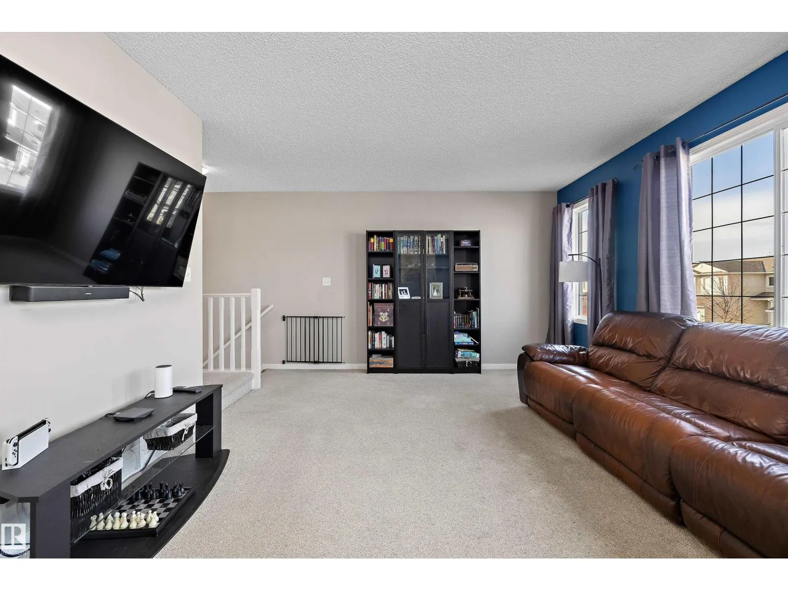 4605 163A AV NW