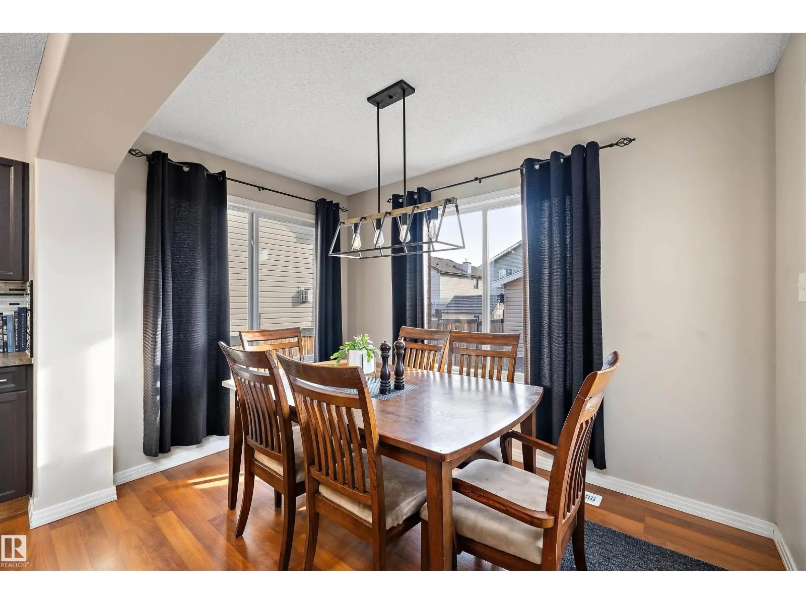 4605 163A AV NW