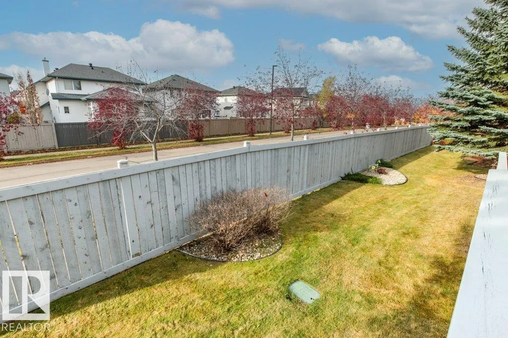 11686 15 AV NW