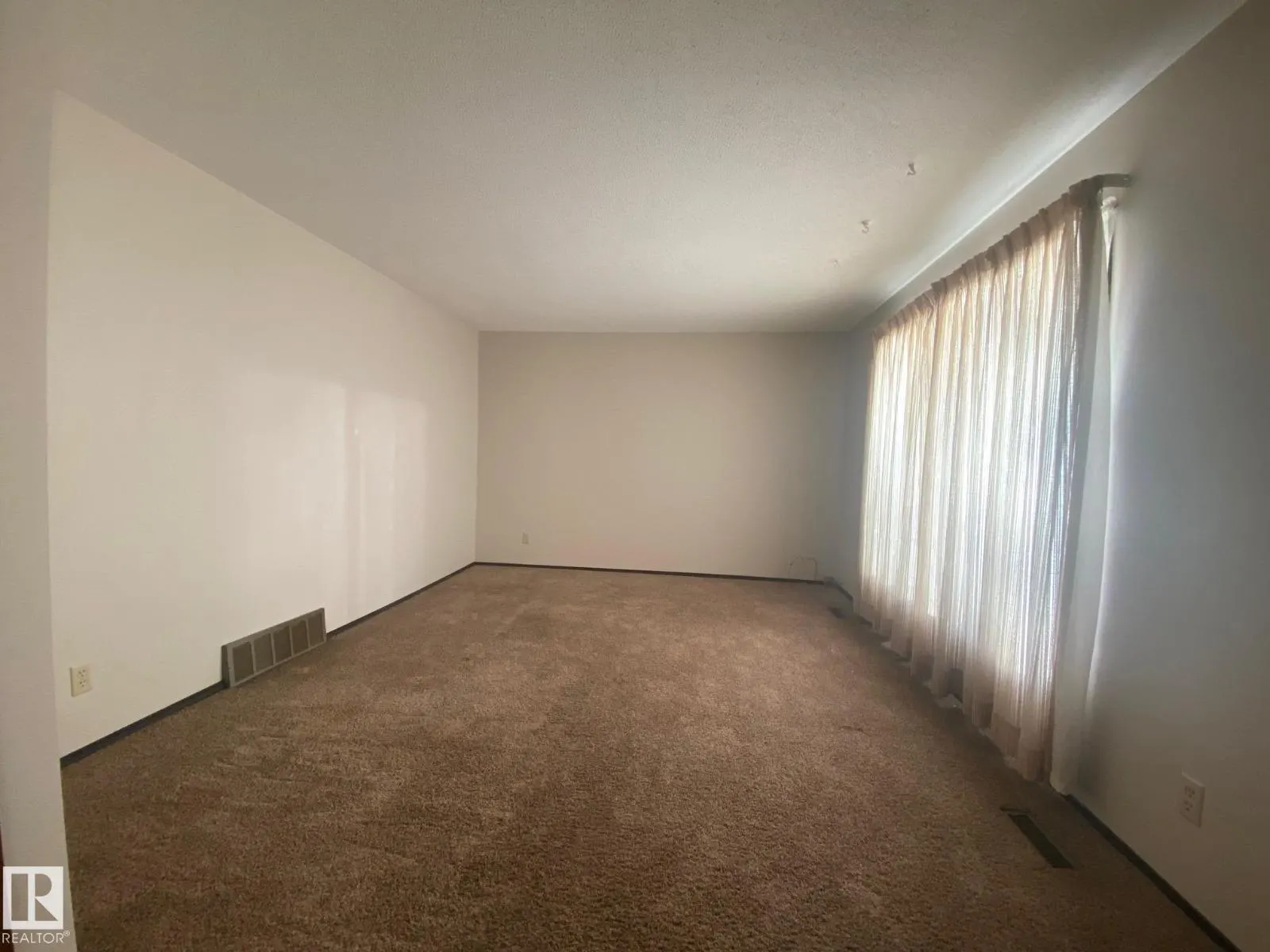 4103 73 ST