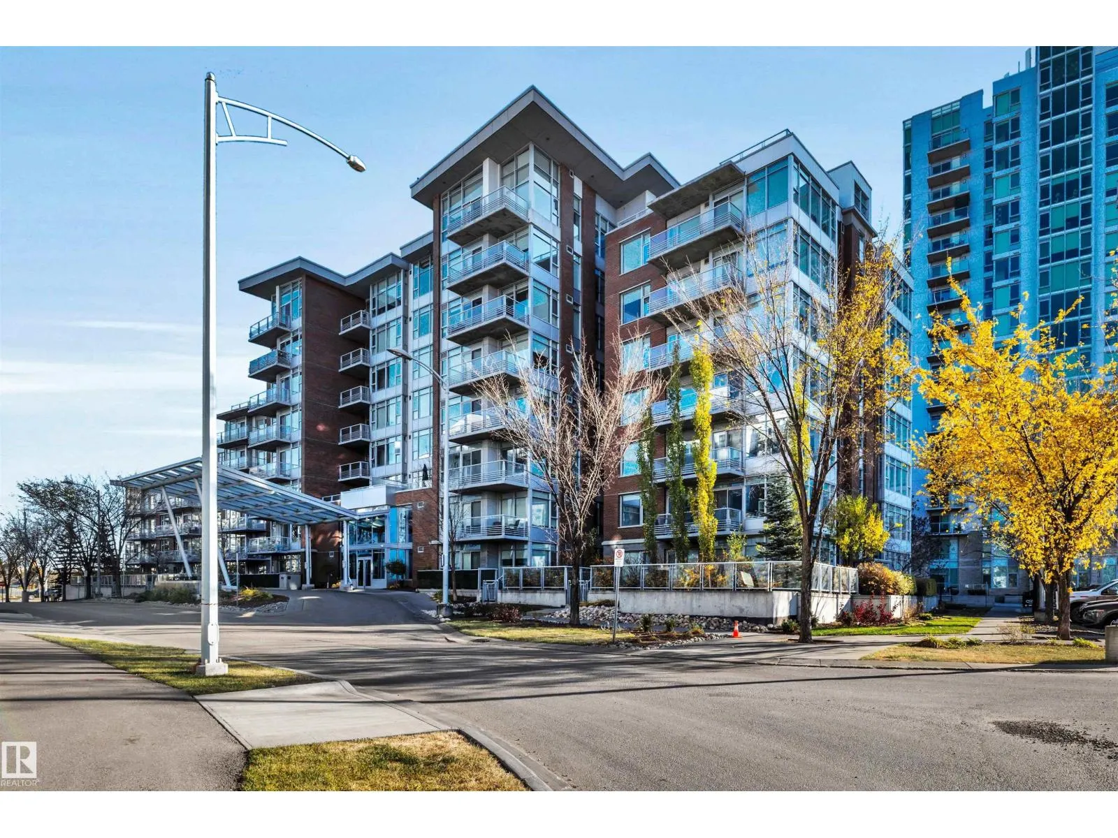 #206 2612 109 ST NW