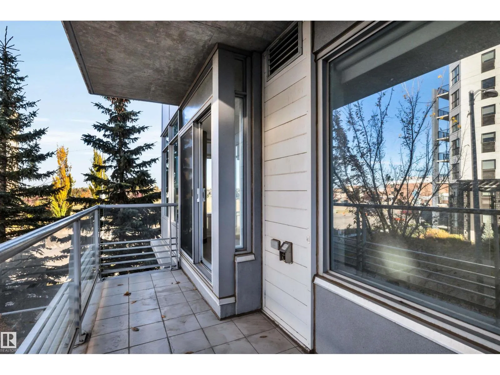 #206 2612 109 ST NW