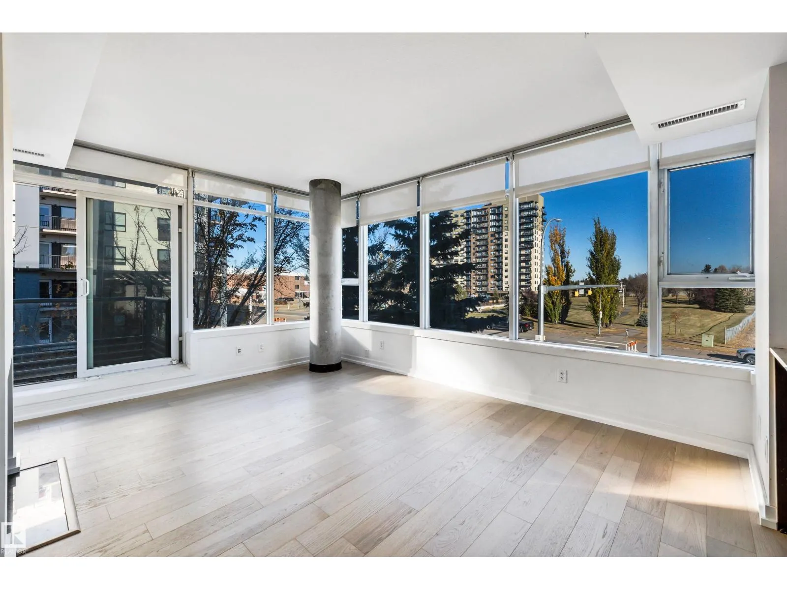 #206 2612 109 ST NW