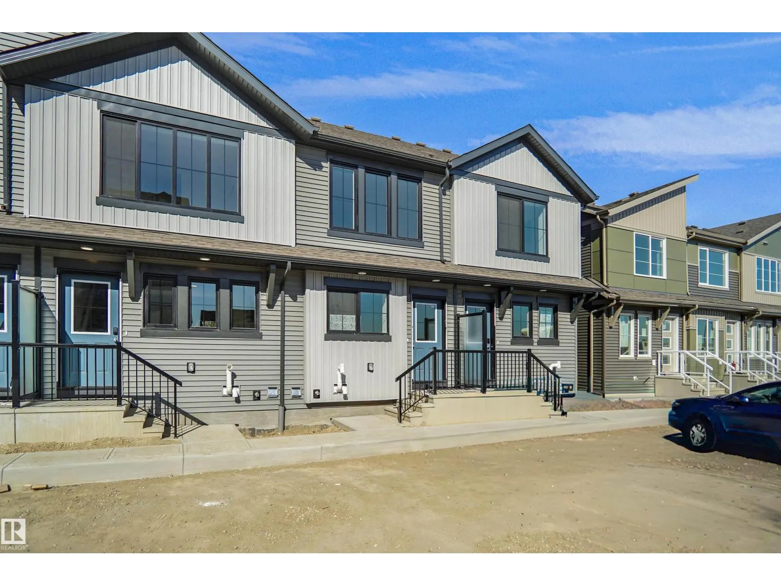 #15 3705 141 ST SW
