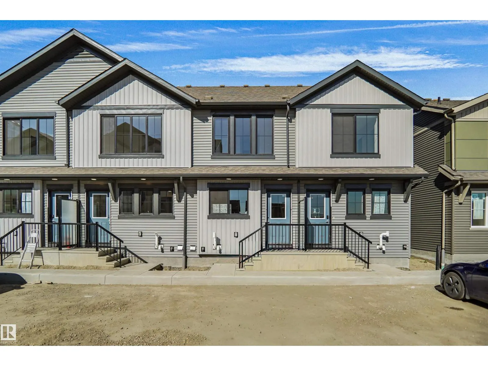 #29 3705 141 ST SW