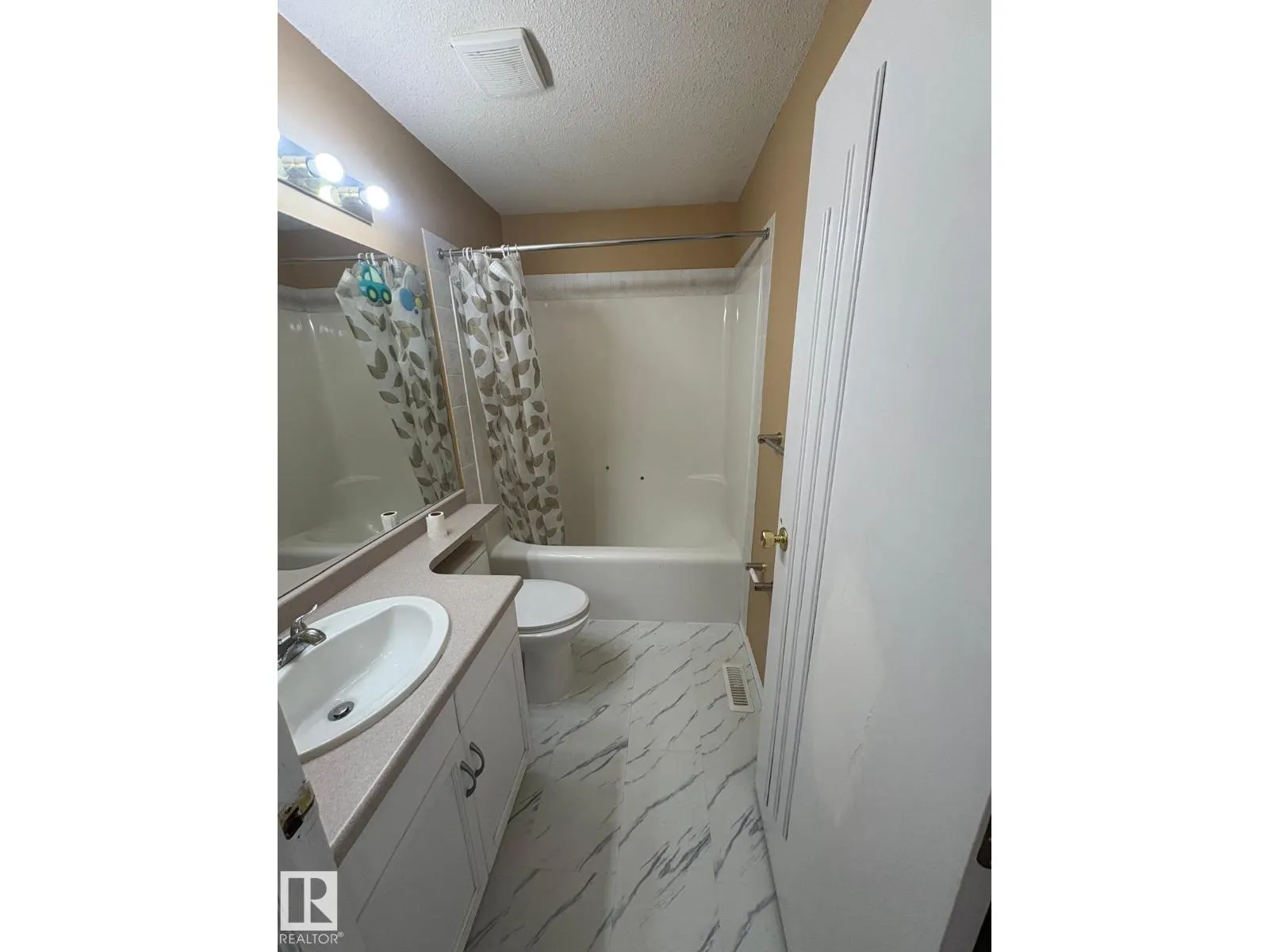 4424 28A ST NW NW