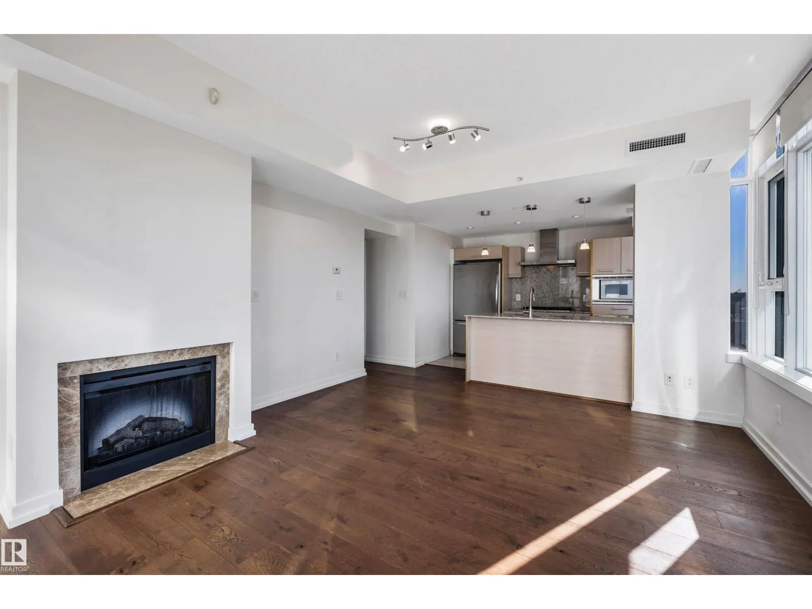 #501 2606 109 ST NW