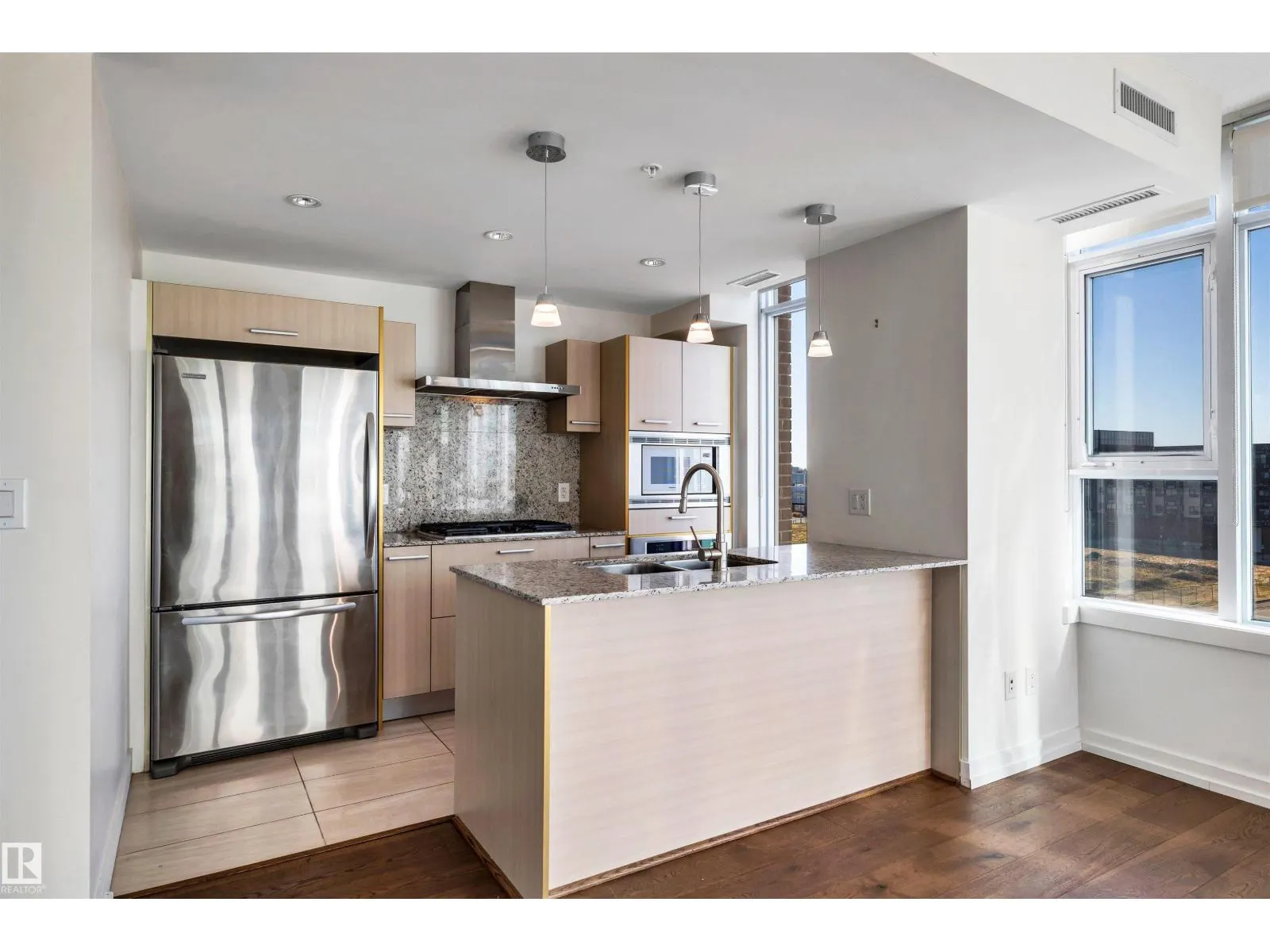 #501 2606 109 ST NW