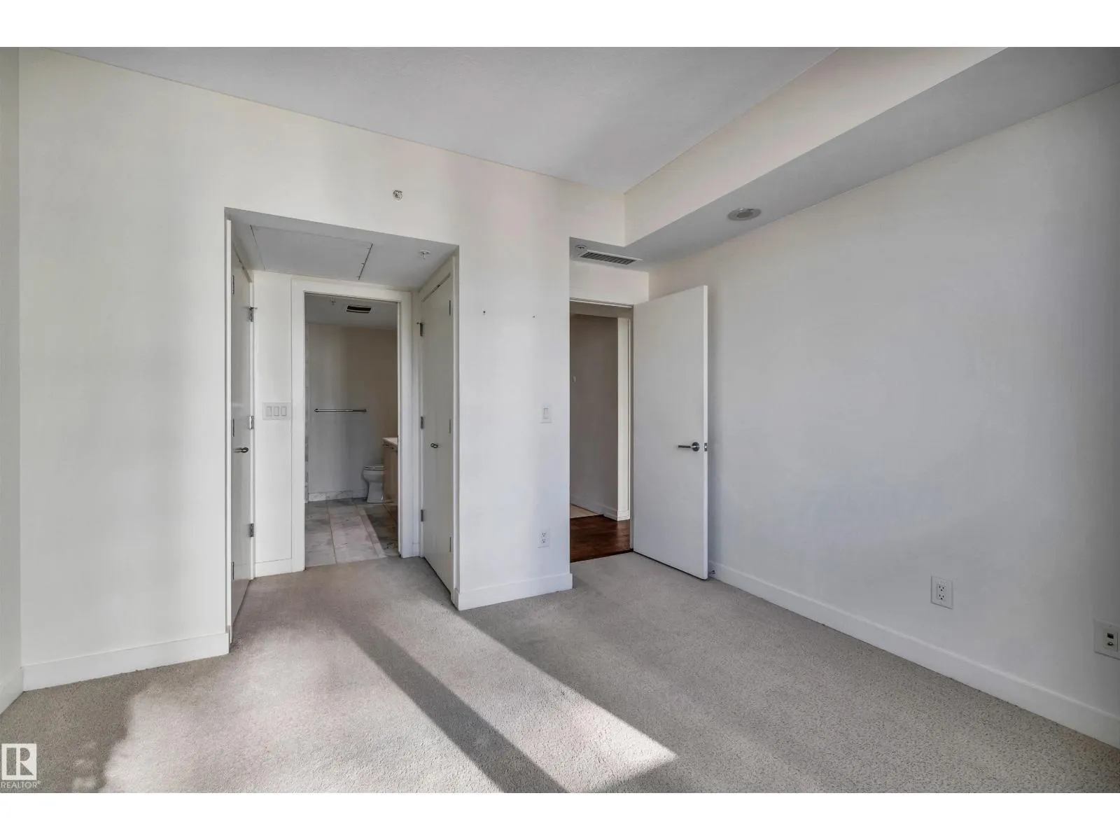 #501 2606 109 ST NW