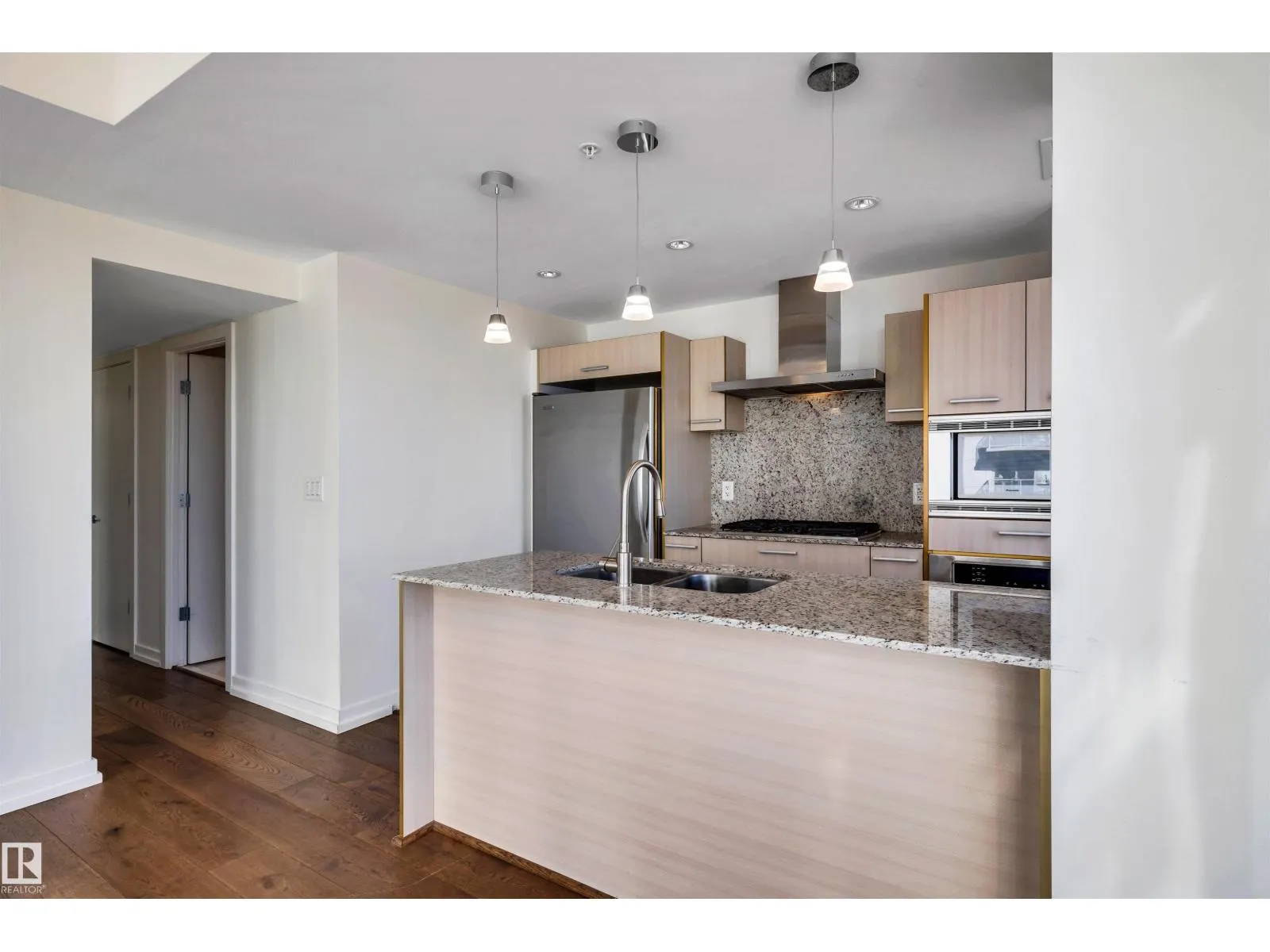 #501 2606 109 ST NW