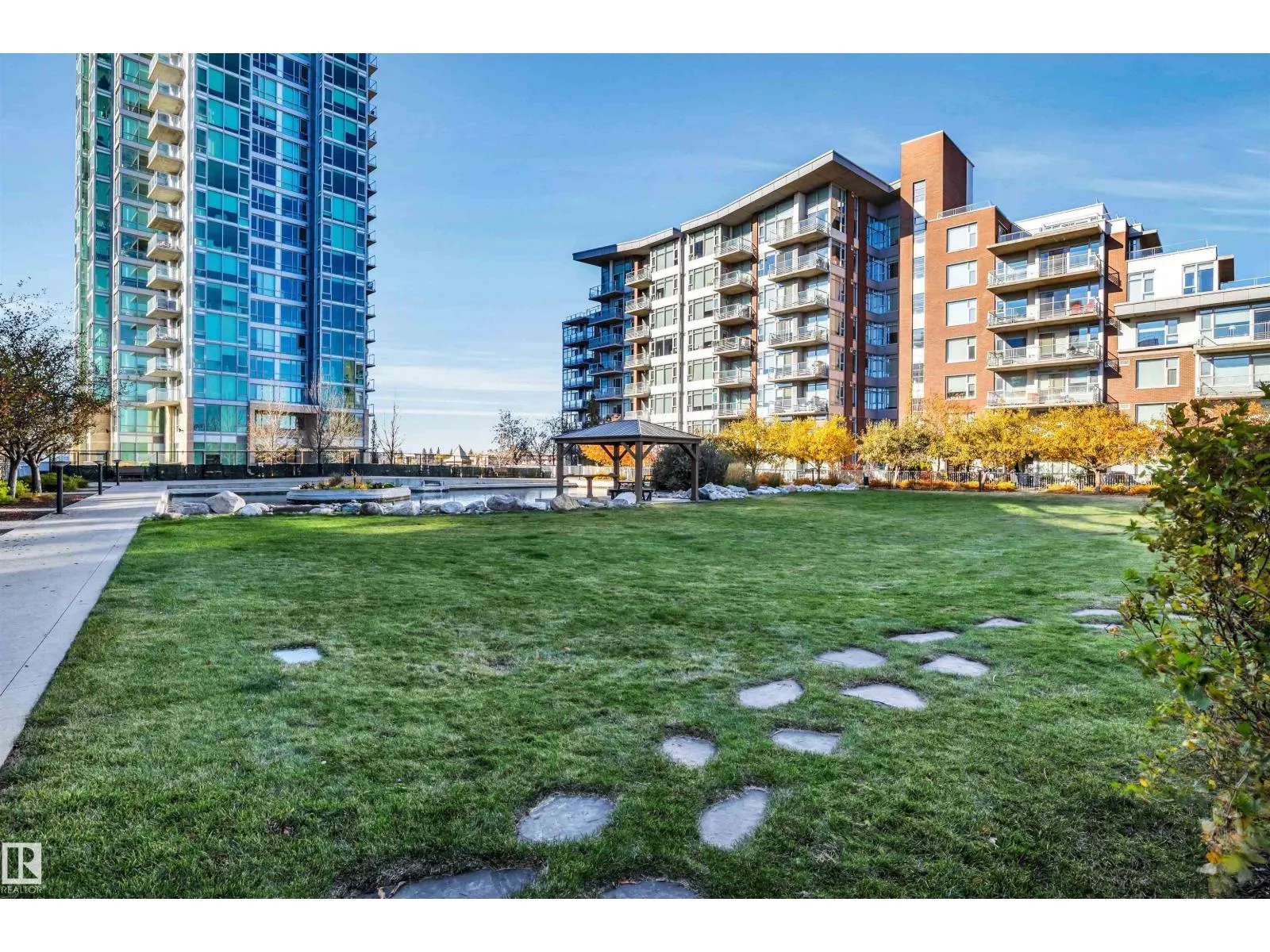 #501 2606 109 ST NW