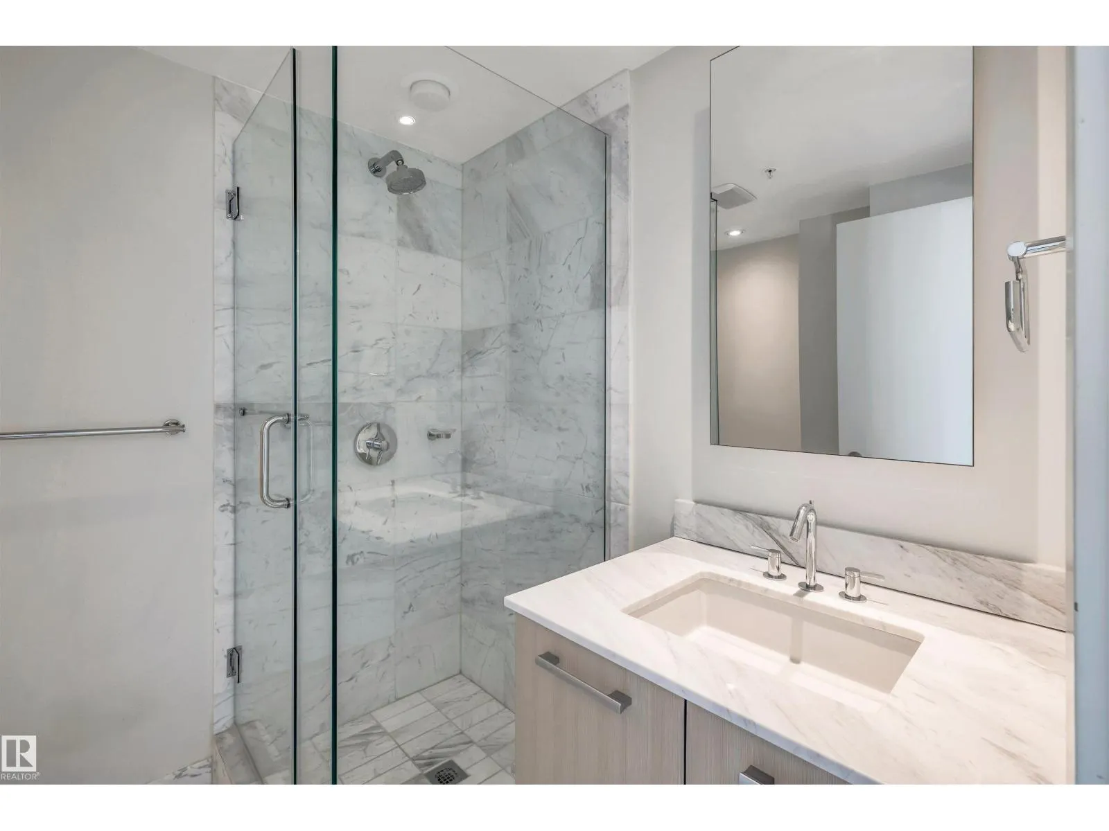 #501 2606 109 ST NW