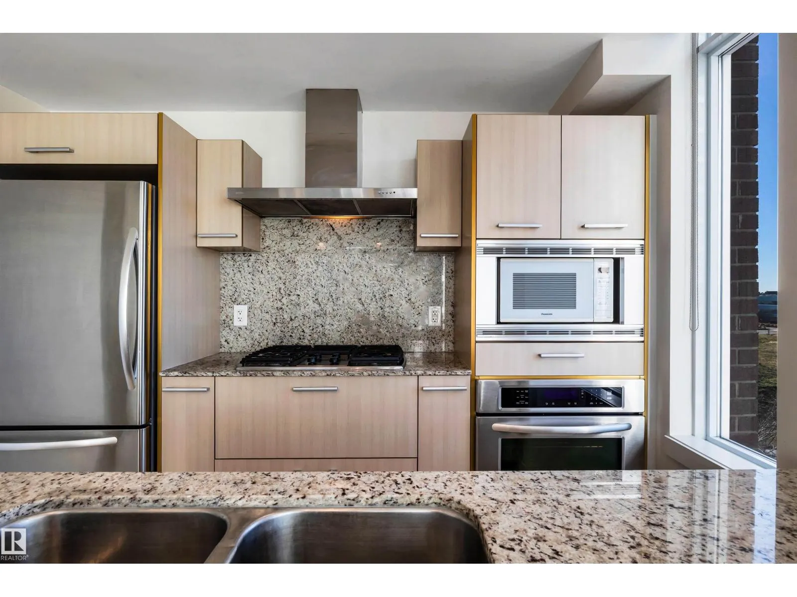 #501 2606 109 ST NW