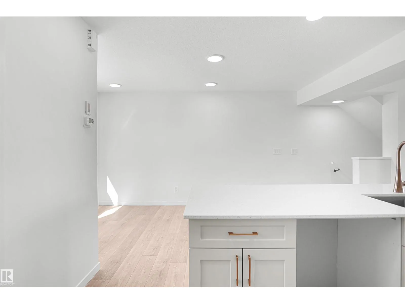2030 Marquis WY NE
