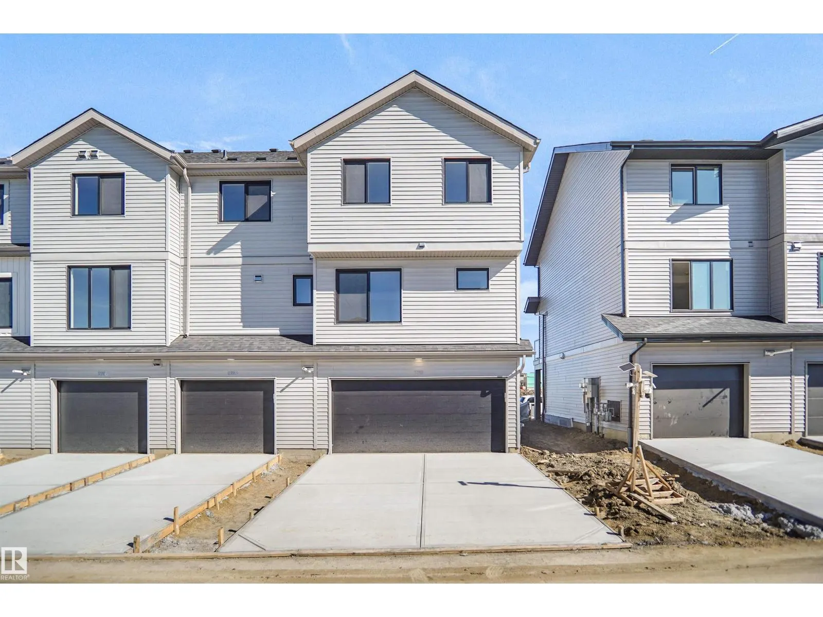 2030 Marquis WY NE