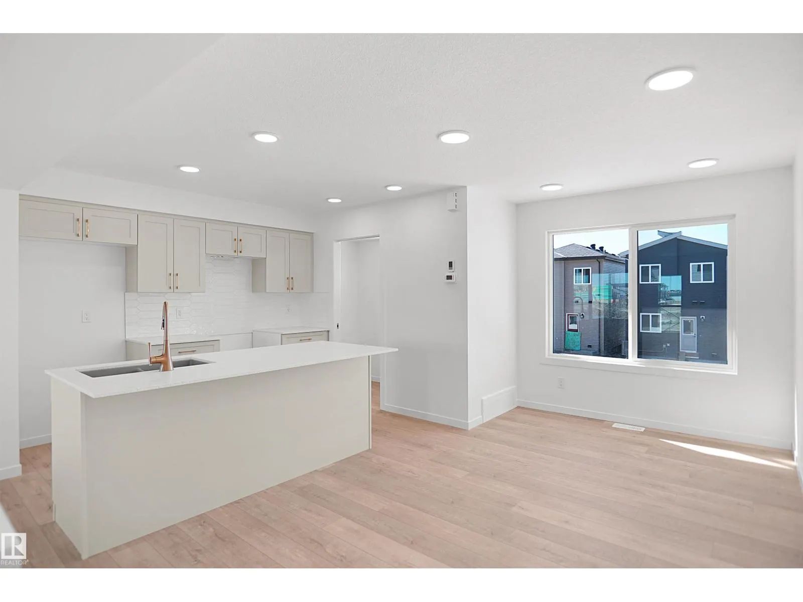 2030 Marquis WY NE