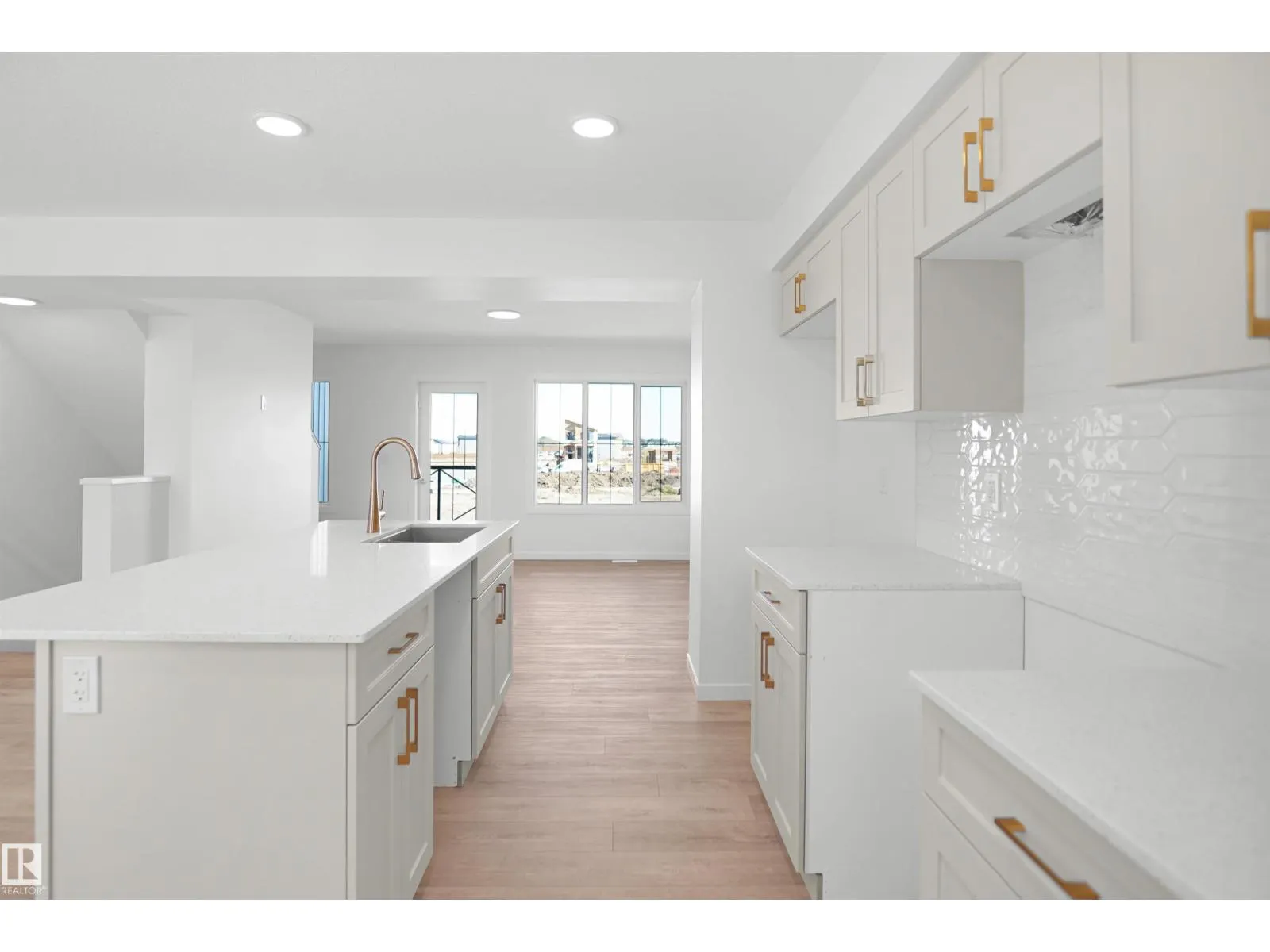2030 Marquis WY NE